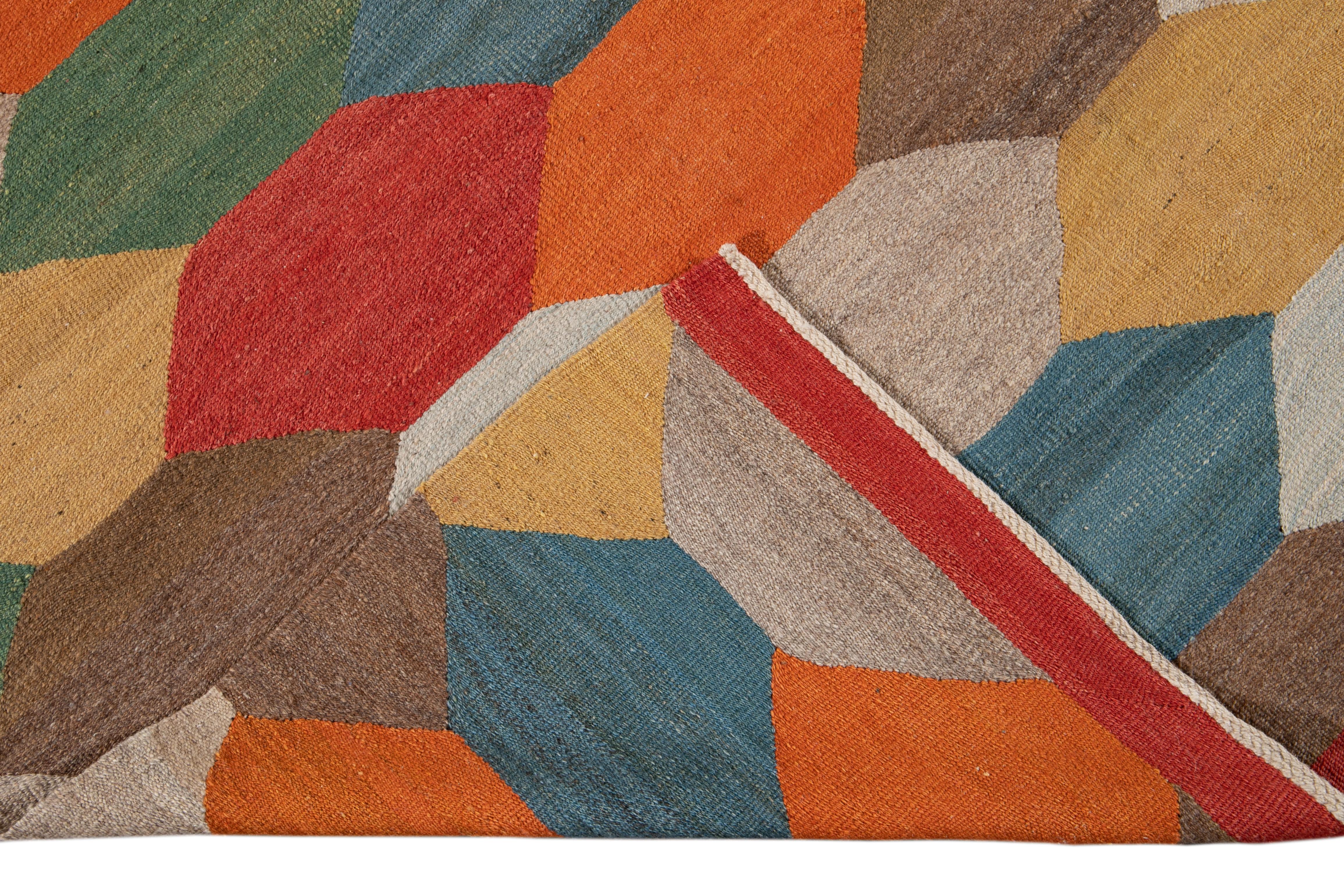 21st Century Modern Kilim Wool Rug In New Condition For Sale In Norwalk, CT