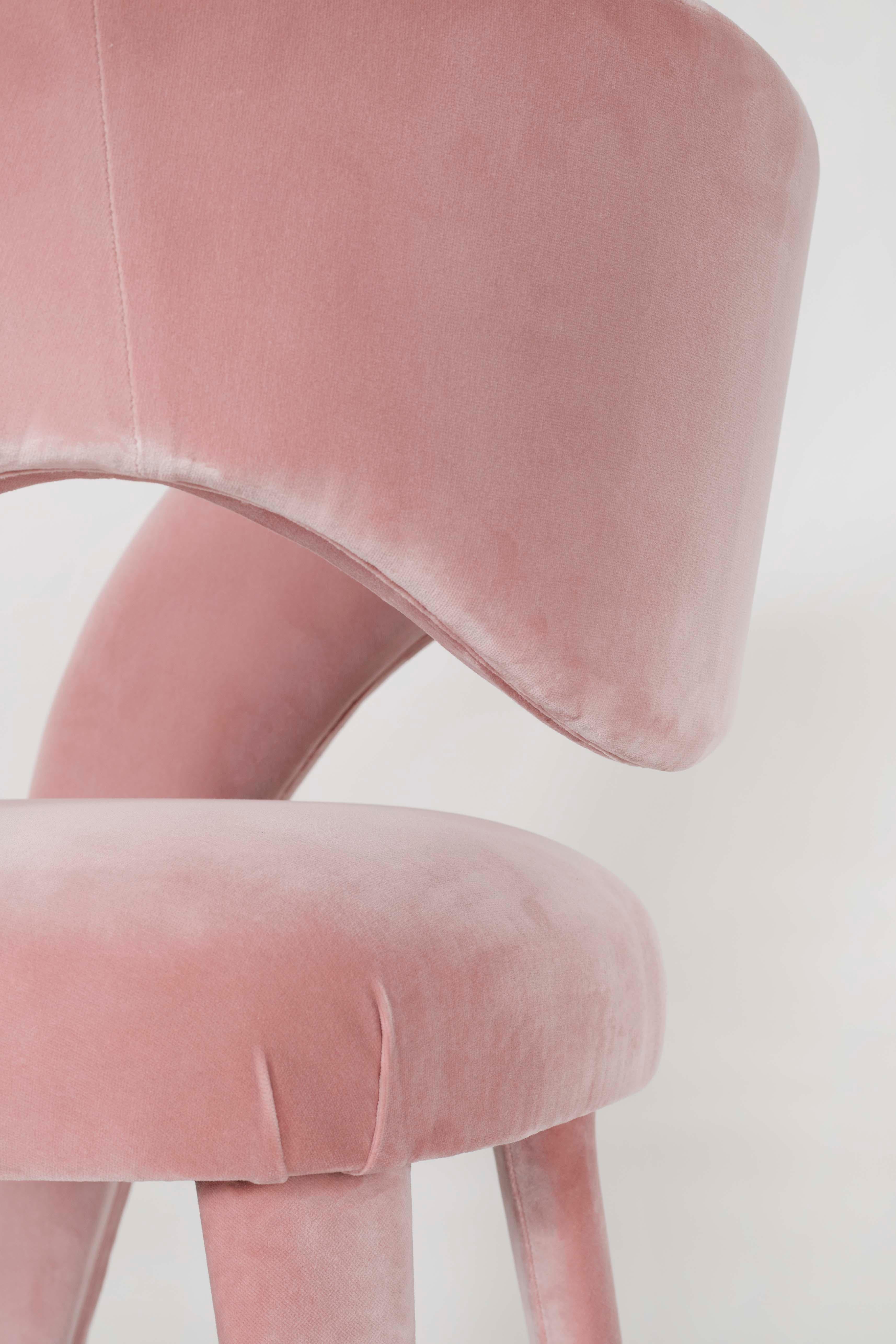 italien Chaises de salle à manger modernes Laurence, velours rose, fabriquées à la main au Portugal par Greenapple en vente