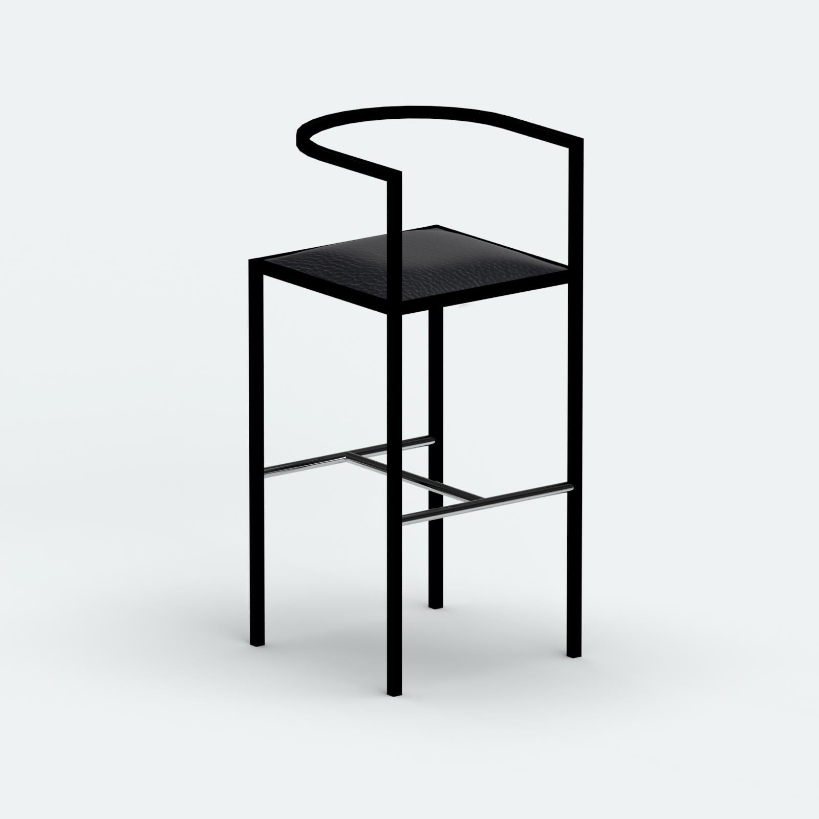 Moderne 21ème siècle, Modernity, Tabouret de bar Maçka, structure en métal peint par poudrage et tapisserie d'ameublement en vente