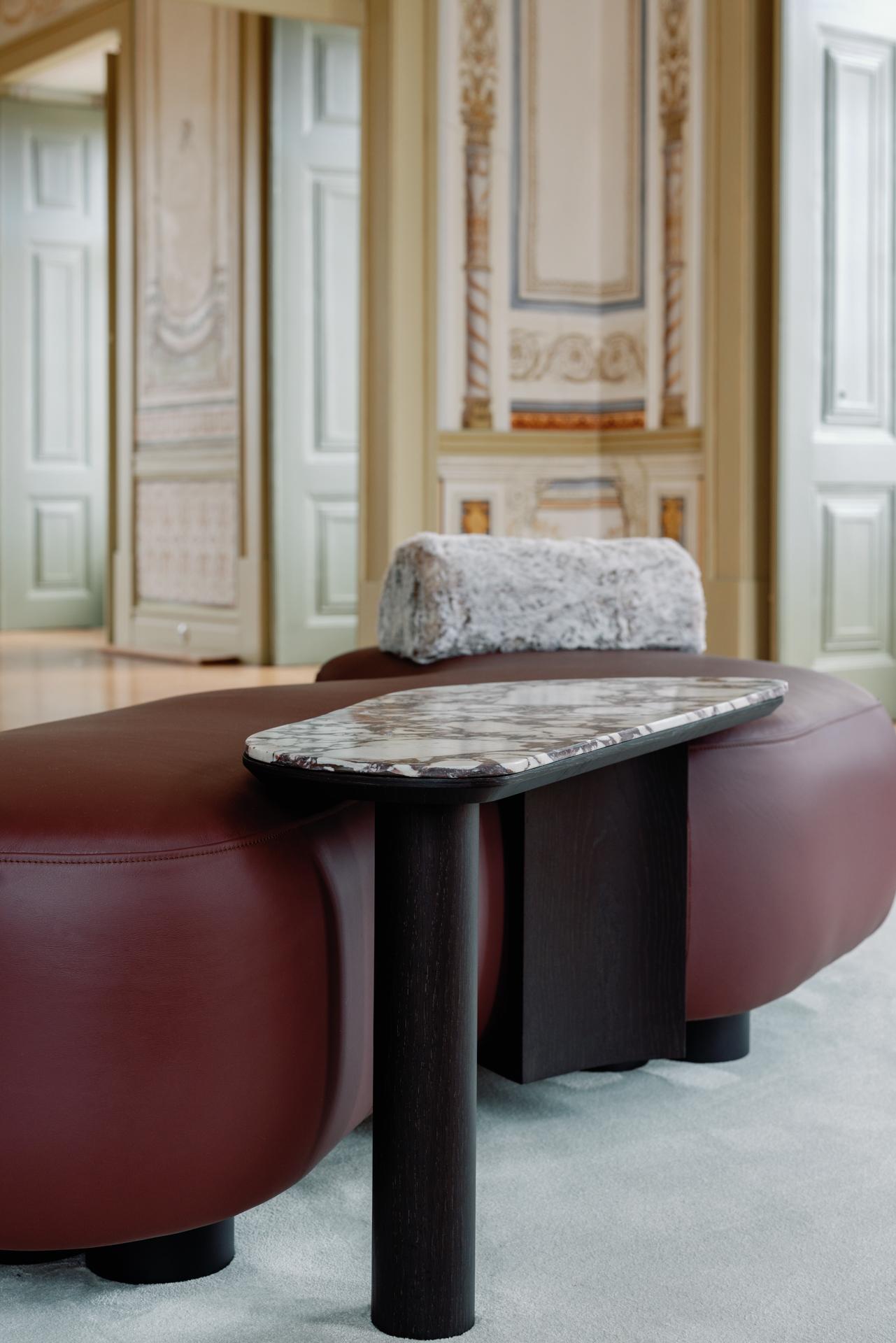 Moderne Minho Chaise Lounge, DEDAR Samt, handgefertigt in Portugal von Greenapple im Angebot 3
