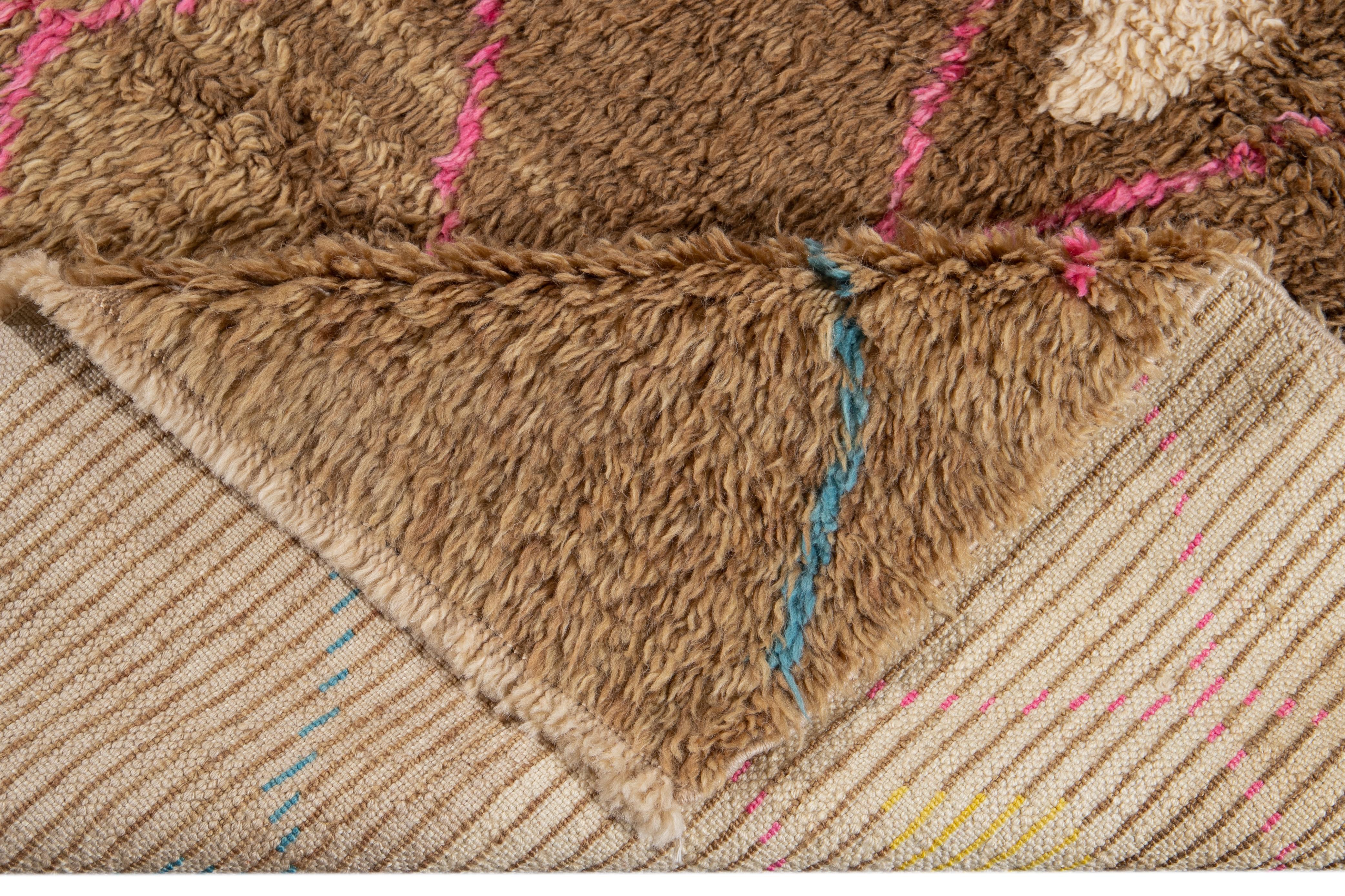 21st Century Modern Moroccan-Style Wool Rug For Sale 3