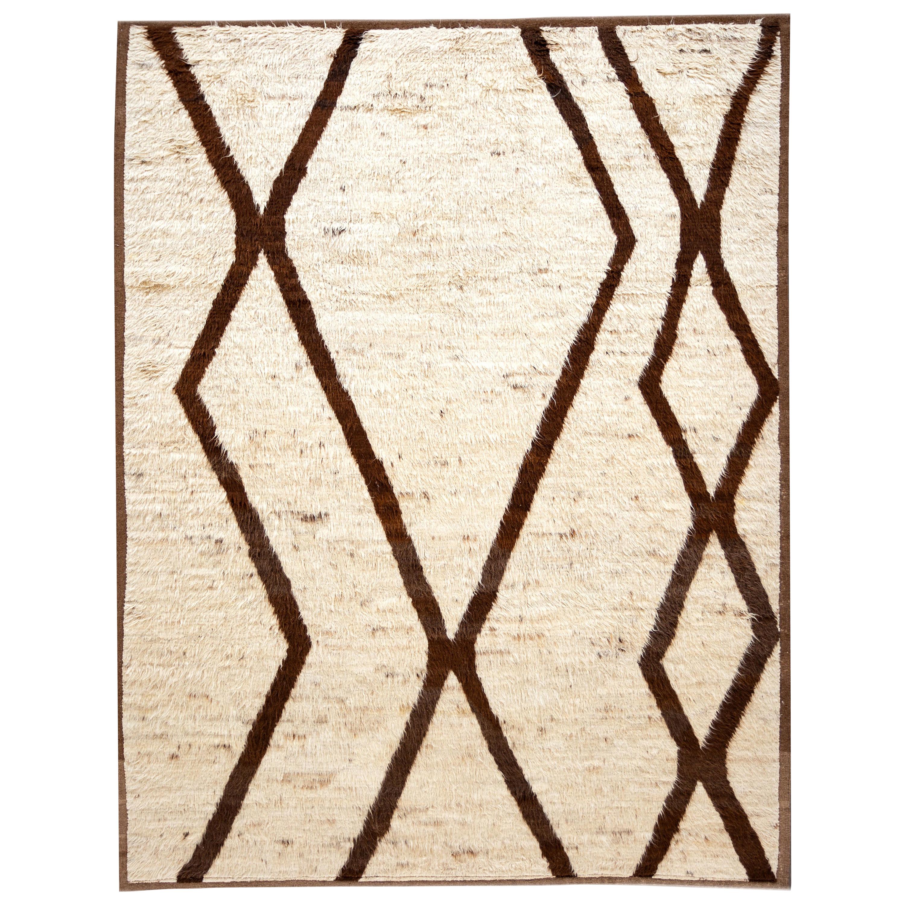 21st Century Modern Moroccan Style Wool Rug For Sale