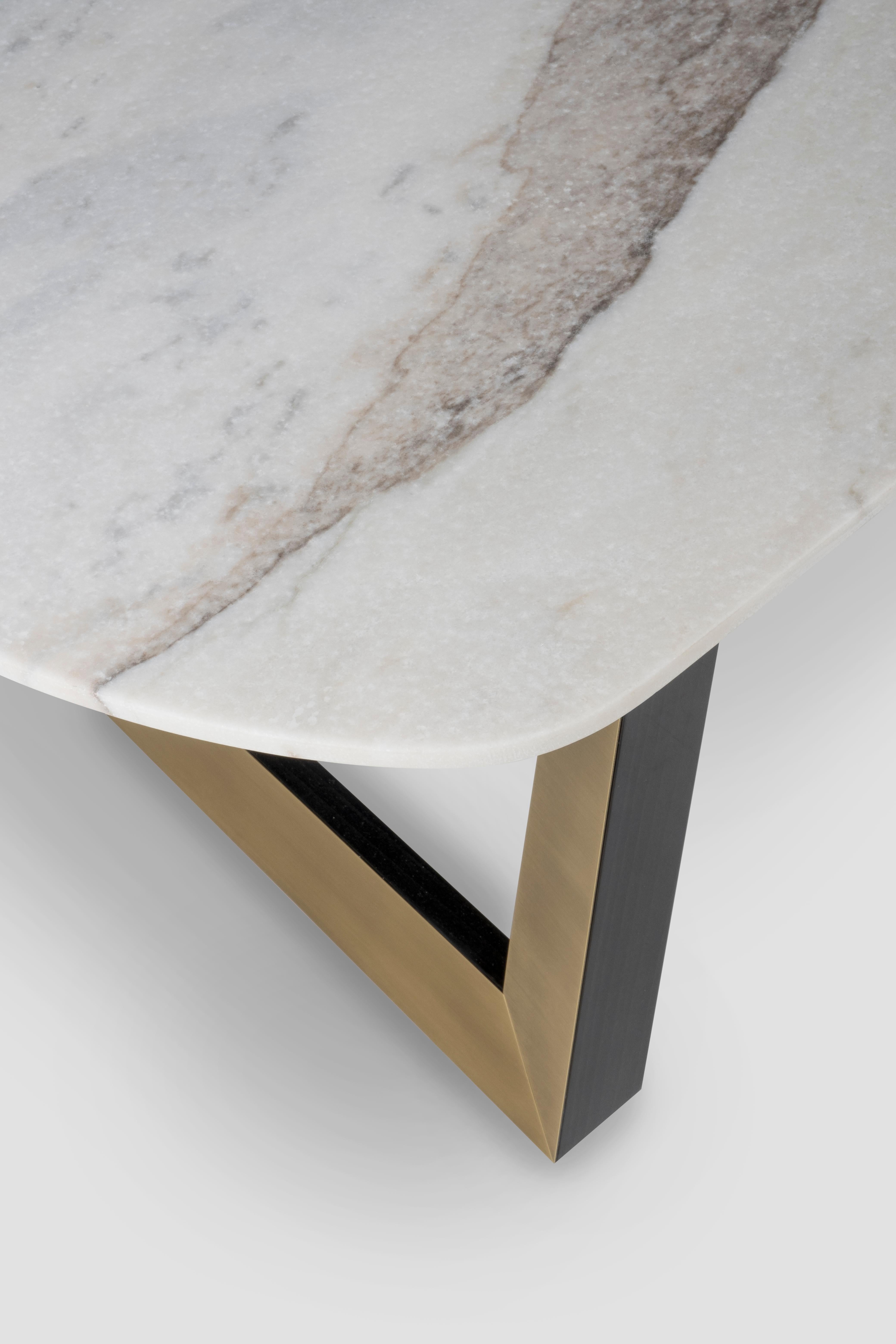 Poli Table basse moderne Olisippo, marbre Calacatta, fabriquée à la main au Portugal par Greenapple en vente