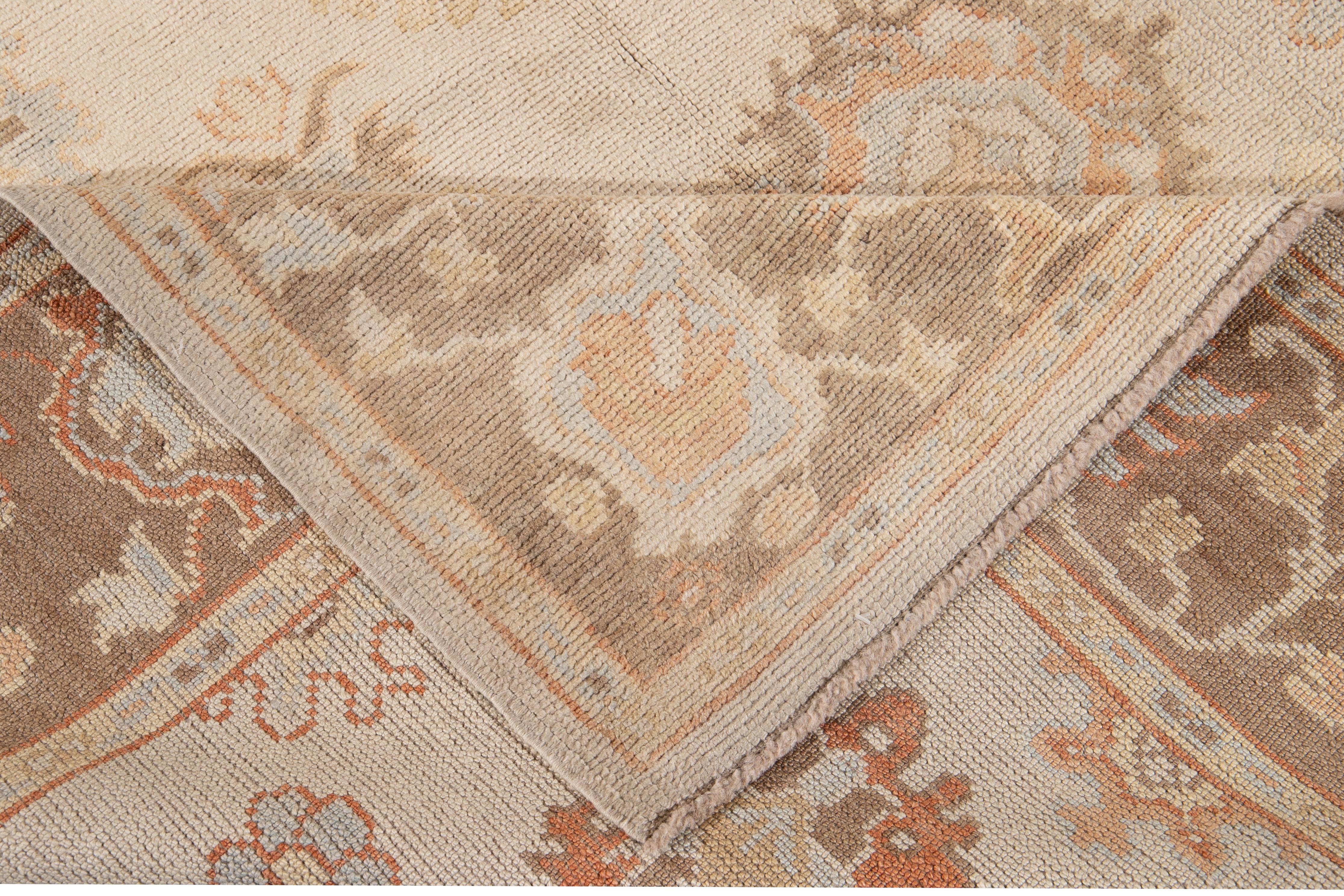 21st Century Modern Oushak Wool Rug For Sale 6