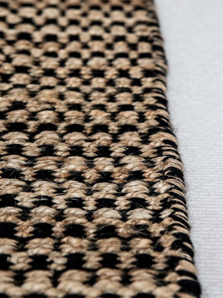 Modern Handwoven Paddle Dhurrie Jute Carpet Rug Black and natural Small ...