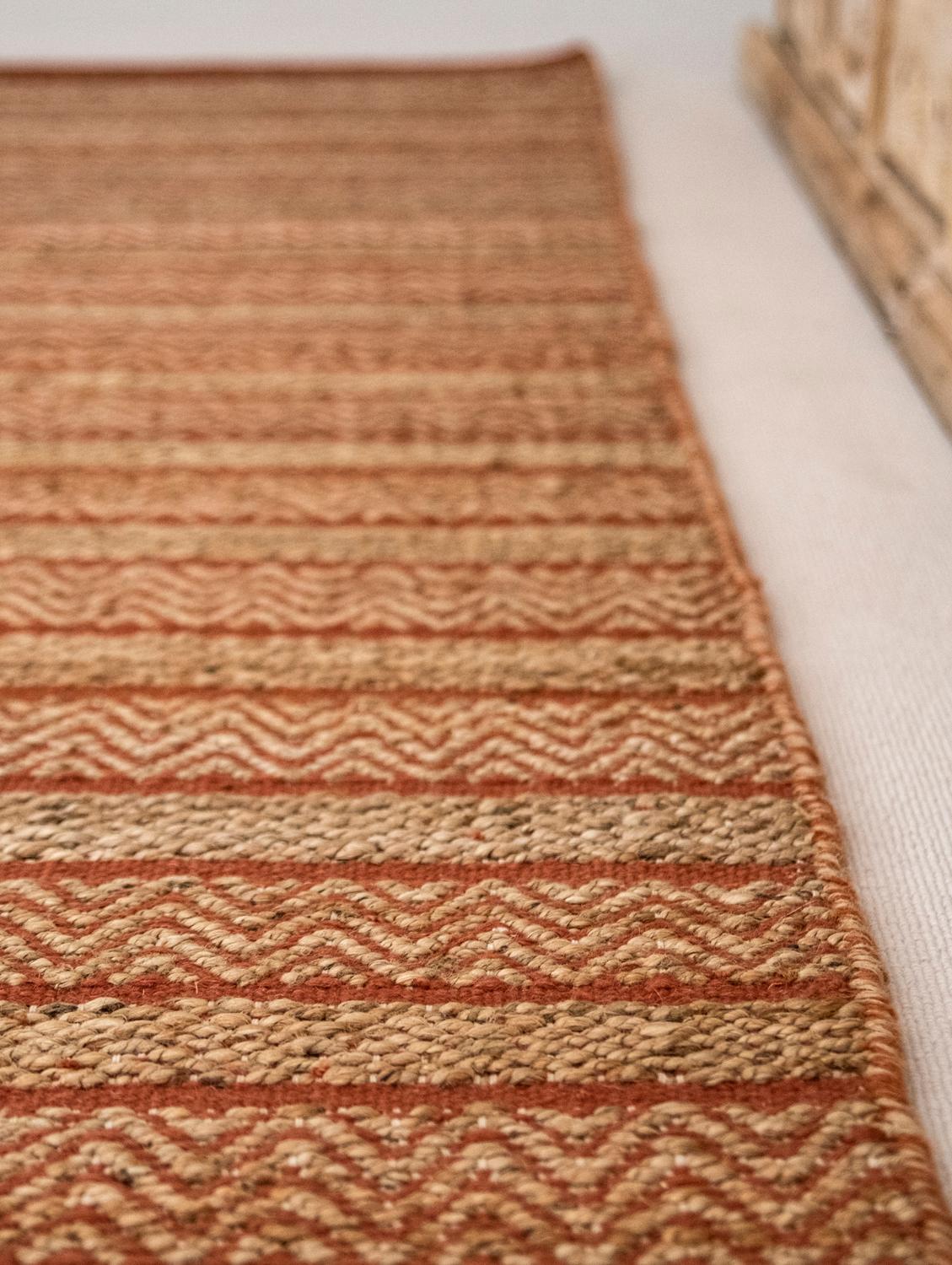 Modern Handwoven Paddle Dhurrie Jute Rug Orange & Natural Brown Small Pattern For Sale 5
