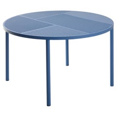 Table ronde en acier perforé moderne du 21e siècle pour l'extérieur Neo Made in Italy