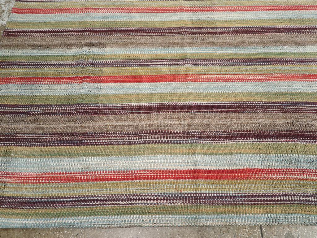 Siglo XXI Alfombra Persa Moderna de Tejido Plano Kilim Tamaño de la Habitación Siglo XXI y contemporáneo en venta