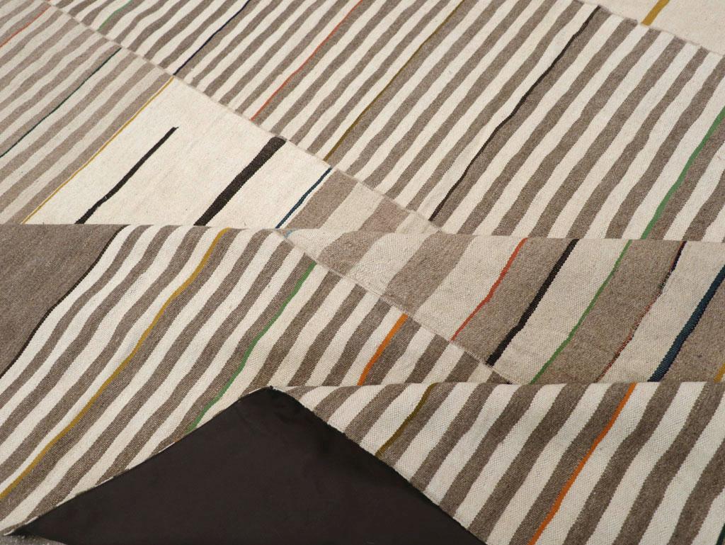 Siglo XXI Alfombra Persa Moderna de Tejido Plano Kilim Tamaño de la Habitación en venta 1