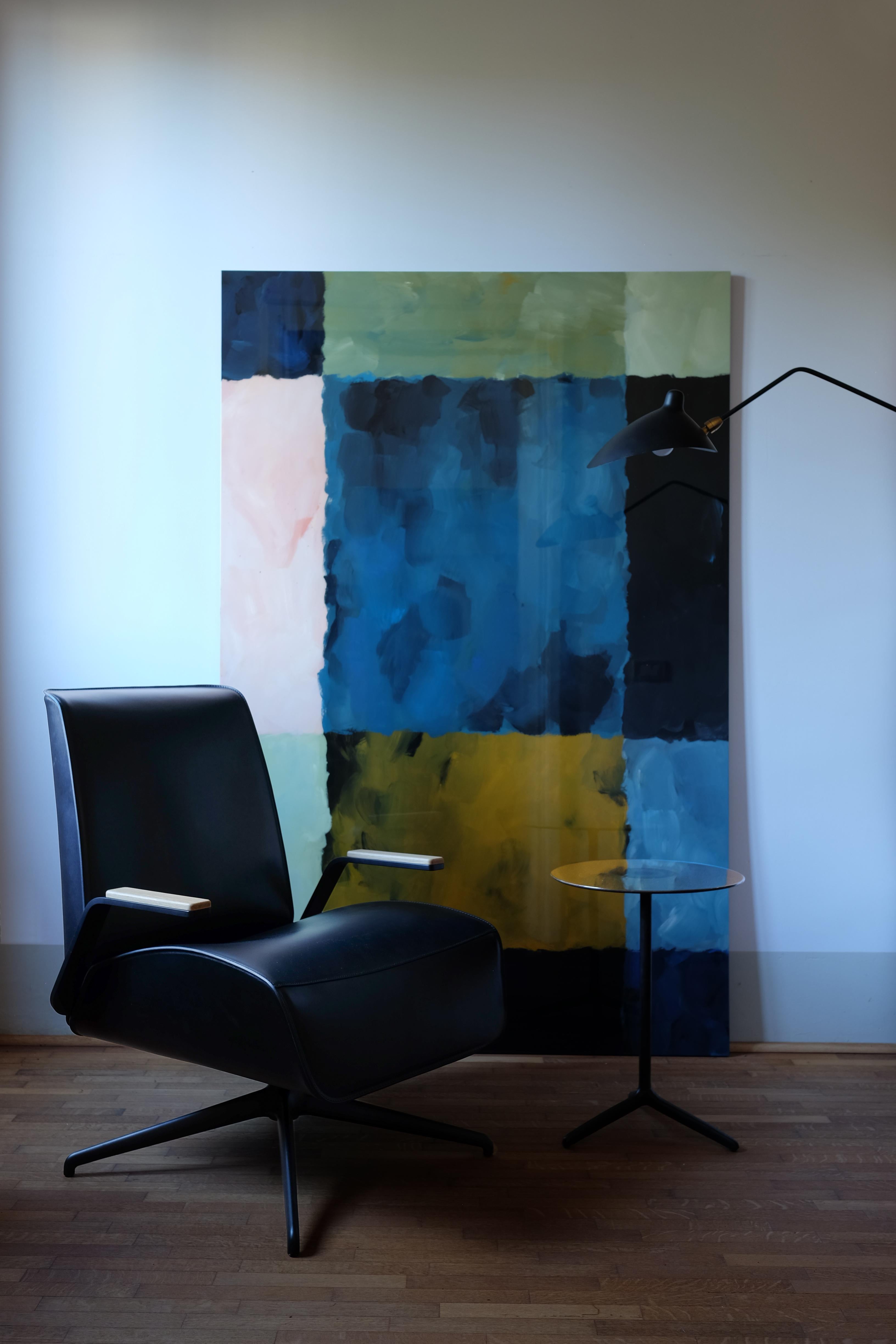 21st Century Modern Rotating Armchair In Thick Hide Leather im Angebot 9
