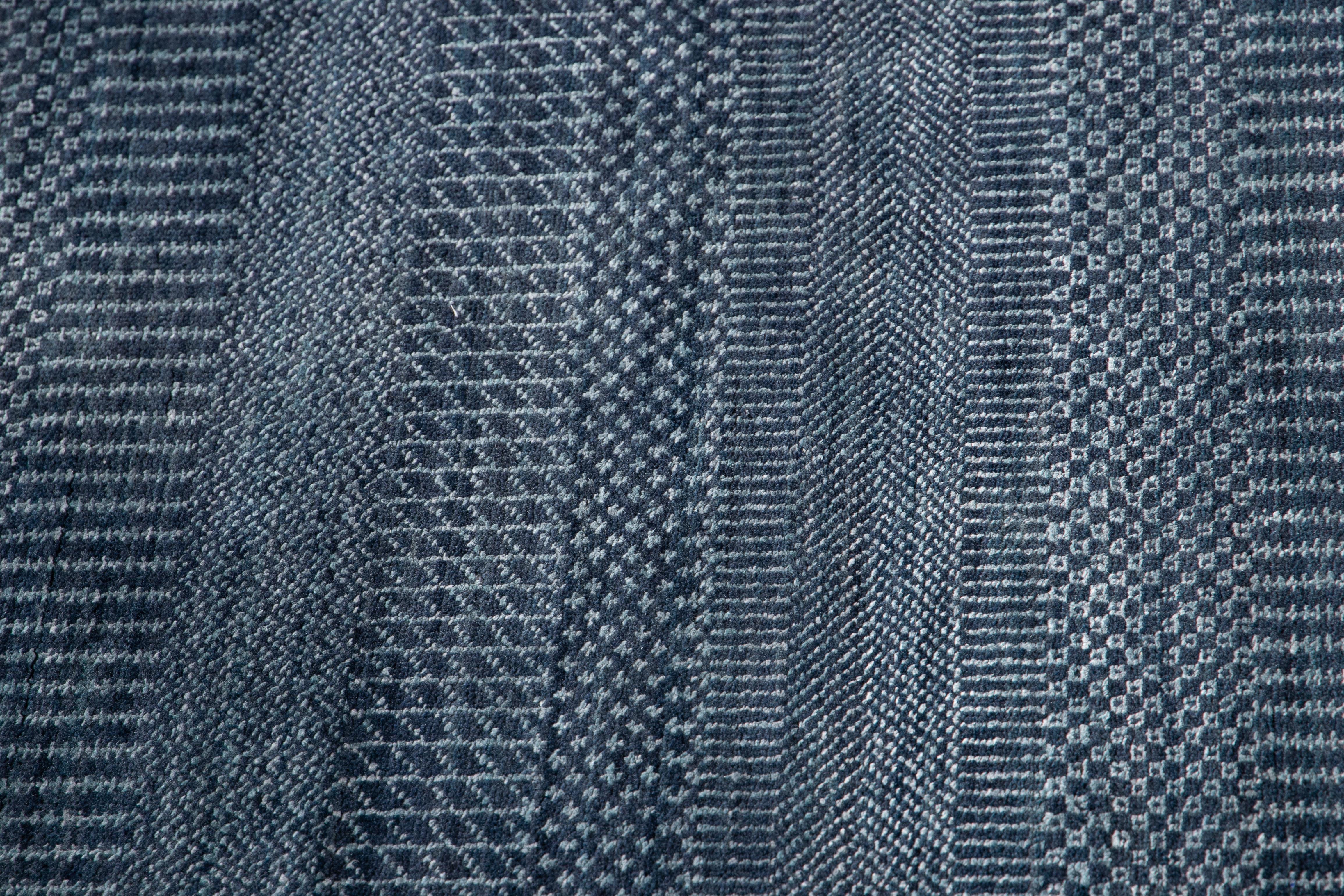 21st Century Modern Savannah Wool Round Rug In New Condition In Norwalk, CT