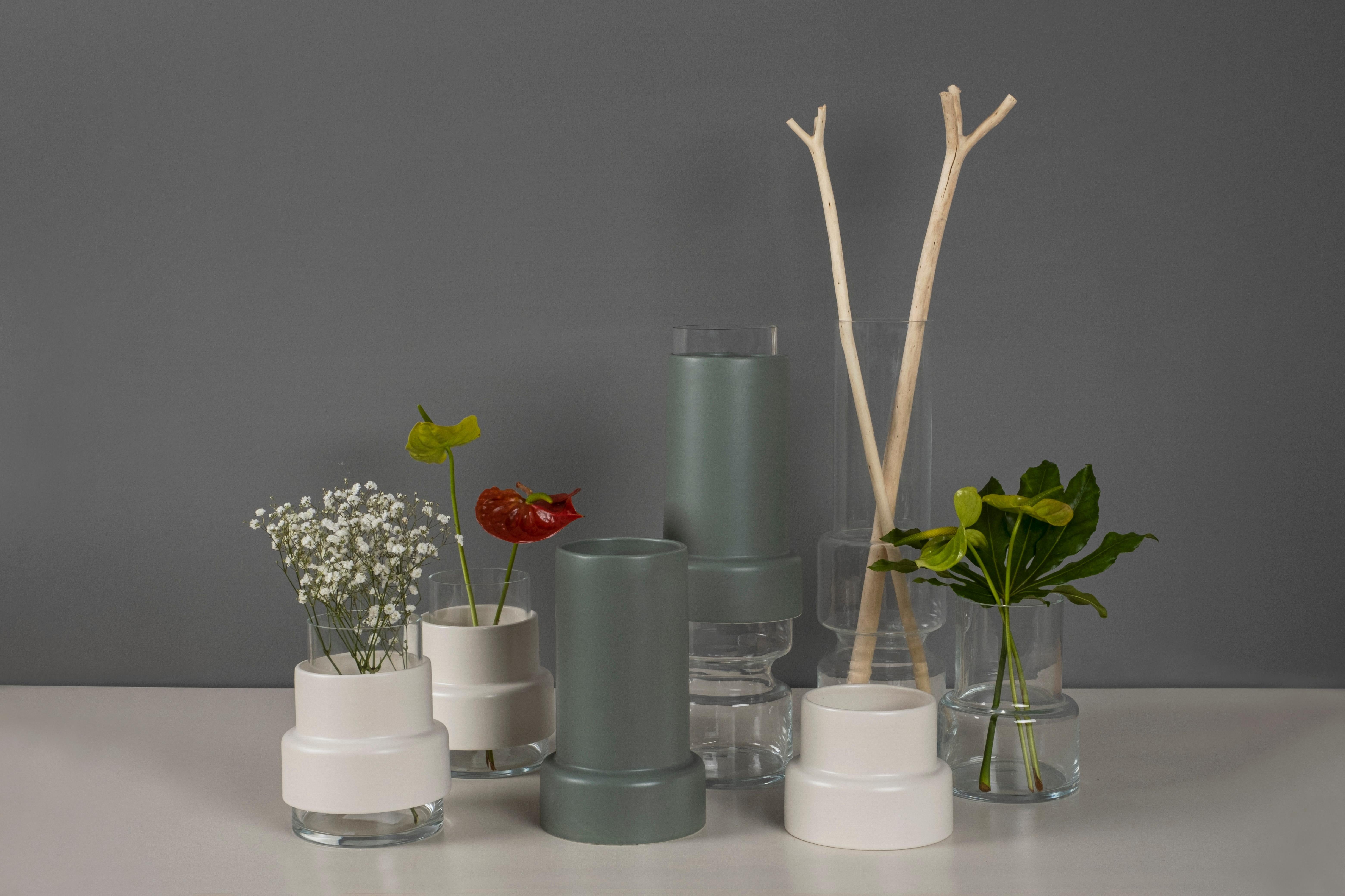 Koons Vases, Lusitanus Home Collection, Handcrafted in Portugal - Europe by Lusitanus Home.

This beautiful set includes five waterproof ceramic vases, perfect to be displayed together in endless combinations, with or without flowers.

Each piece