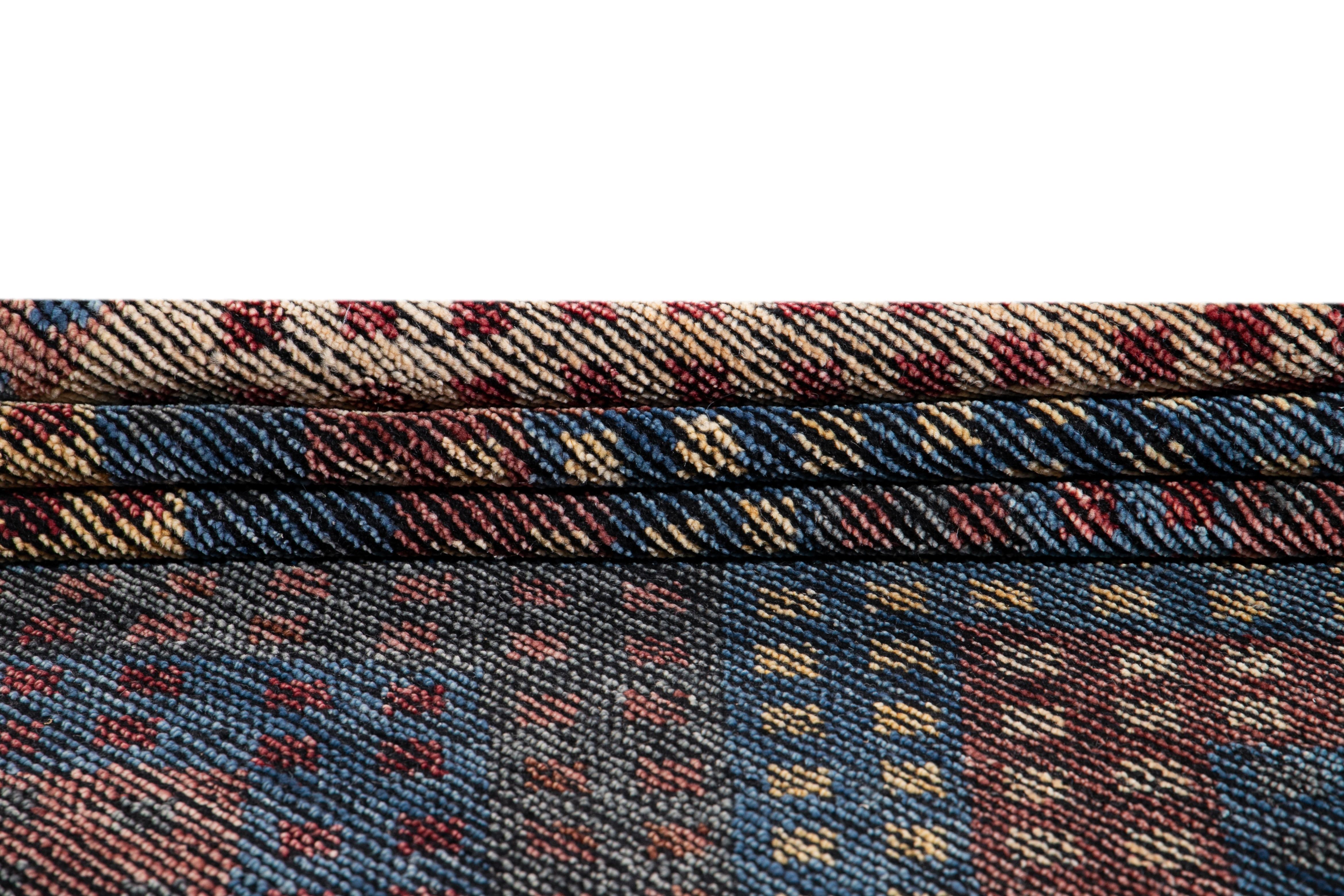 21st Century Modern Soumak Style Wool Rug For Sale 7