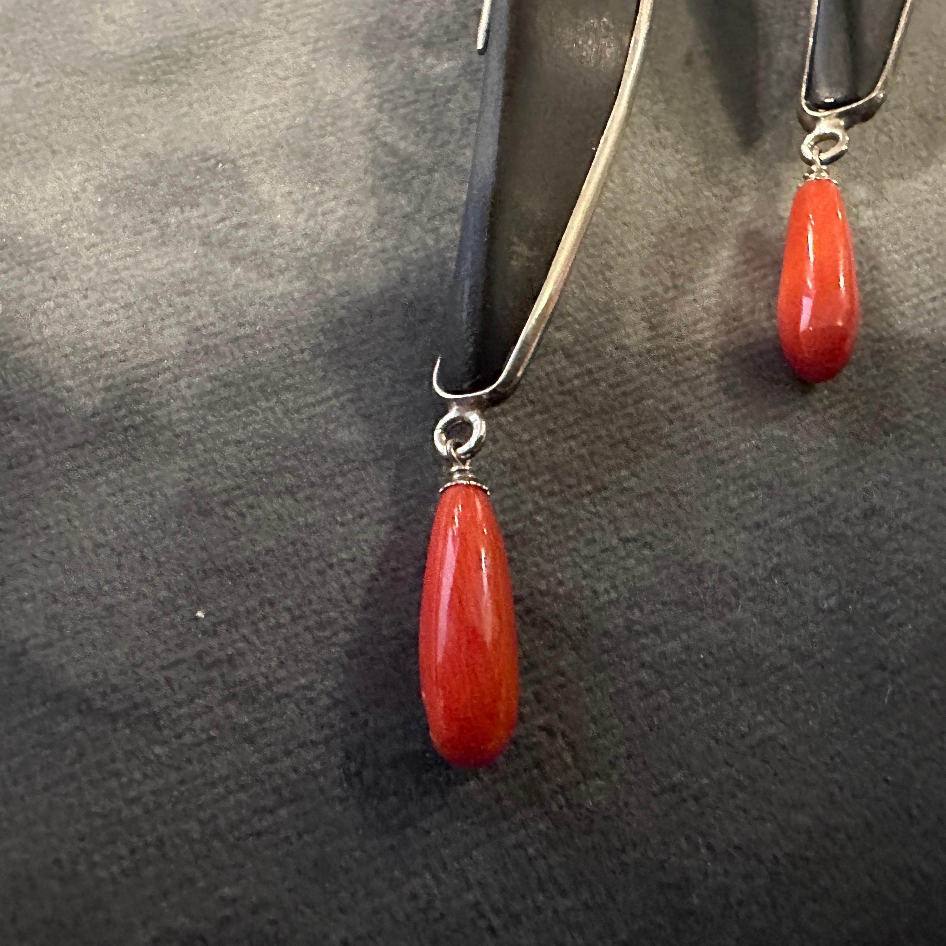 21st Century Modern Sterling Silver Ebony and Mediterranean Coral Stud Earrings For Sale 4