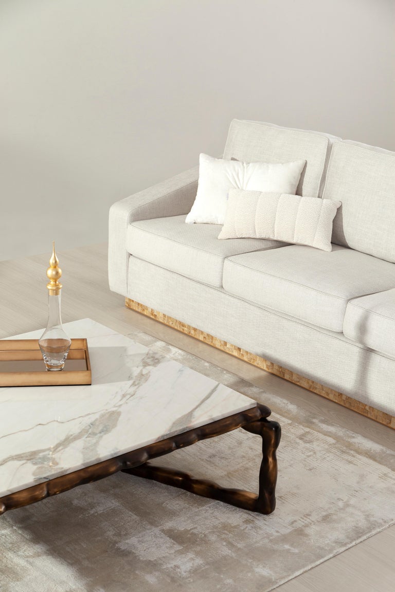 21st Century Contemporary Modern Stone Coffee Table Calacatta Cremo Marble Handcrafted in Portugal - Europe by Greenapple. 

Stone coffee table lives up to its name featuring an exuberant stone texture with beautiful, intricate veins.

The contrast