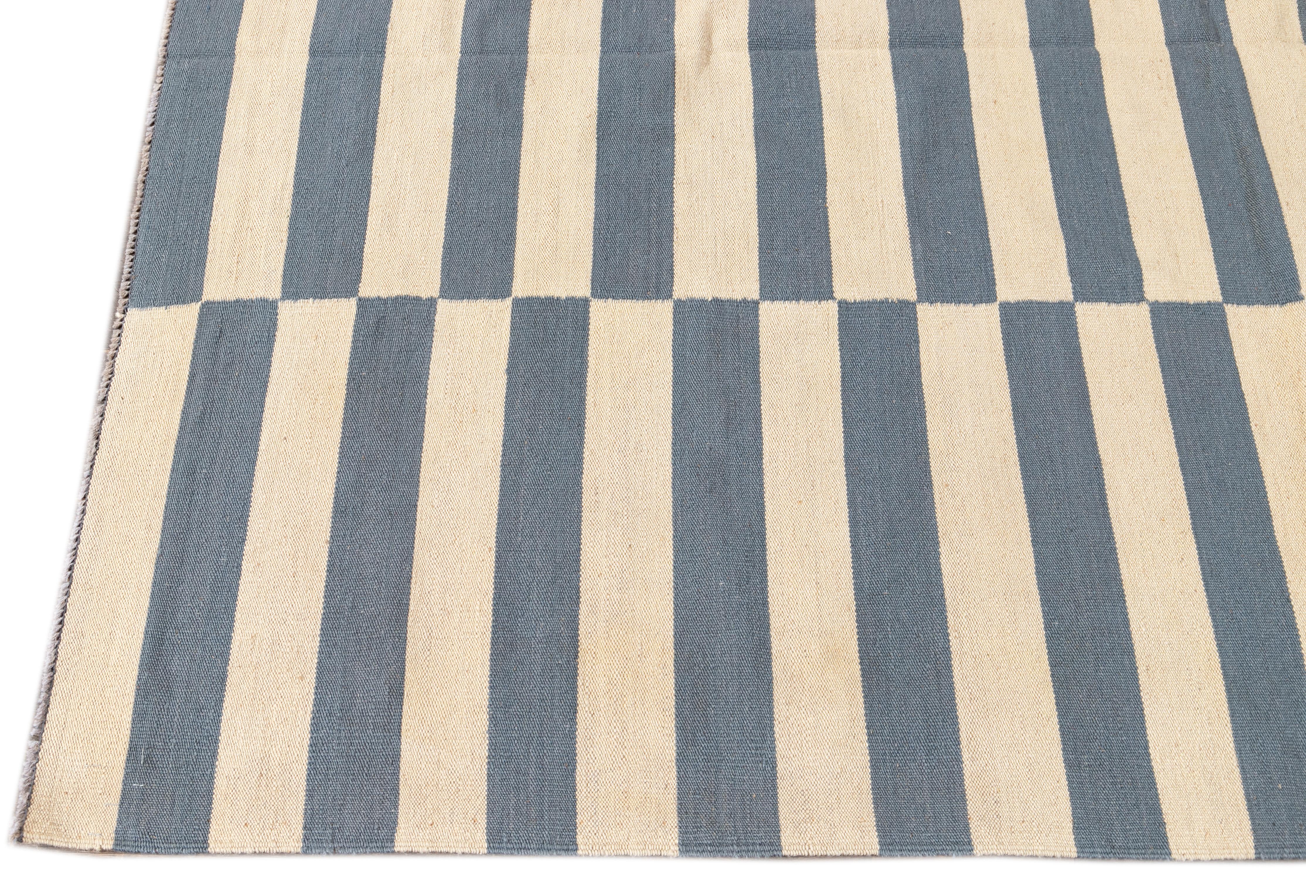 Contemporary 21st Century Modern Striped Flat-Weave Kilim Rug For Sale