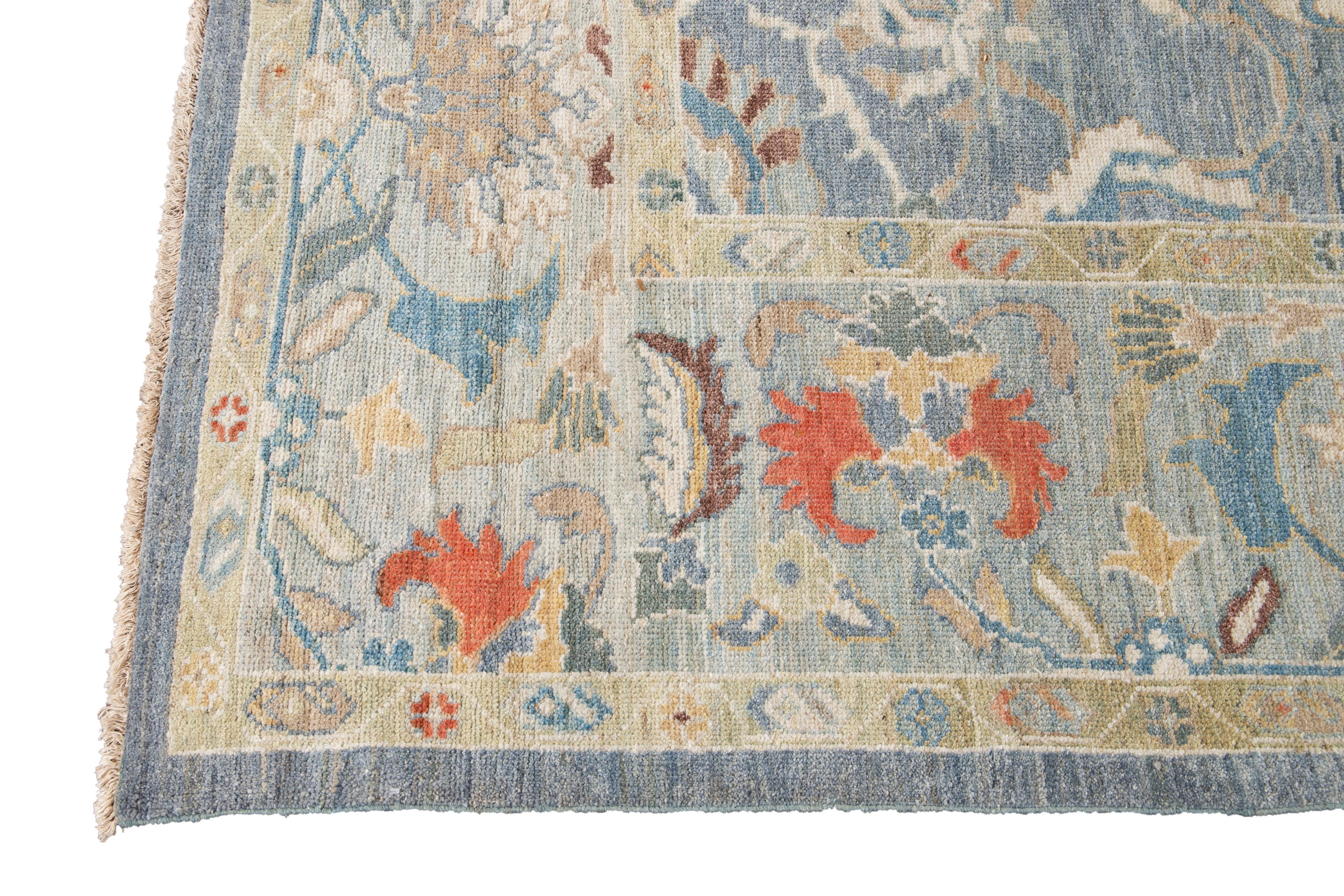 Hand-Knotted 21st Century Modern Sultanabad Oversize Wool Rug For Sale