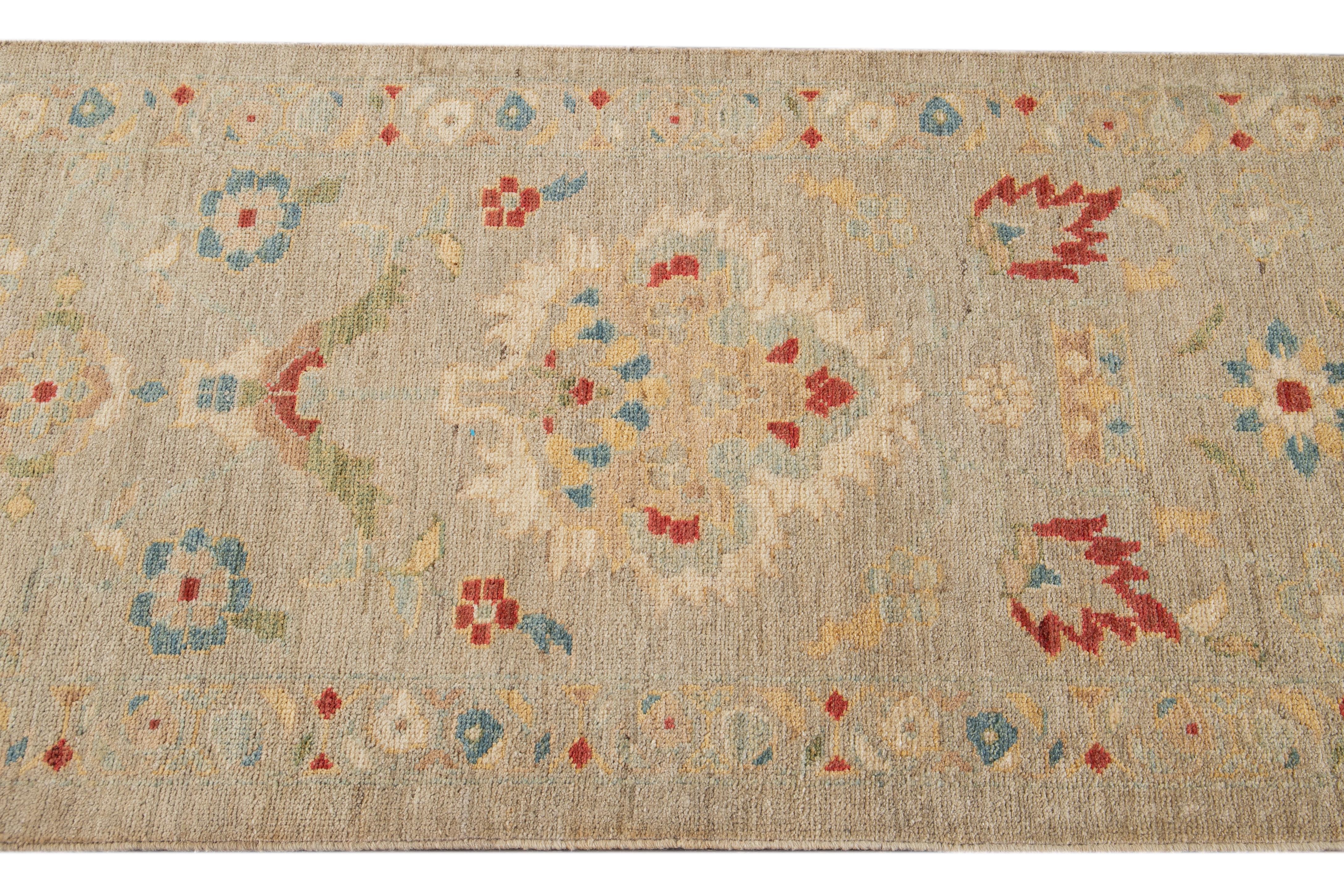 Hand-Knotted 21st Century Modern Sultanabad Runner Rug For Sale