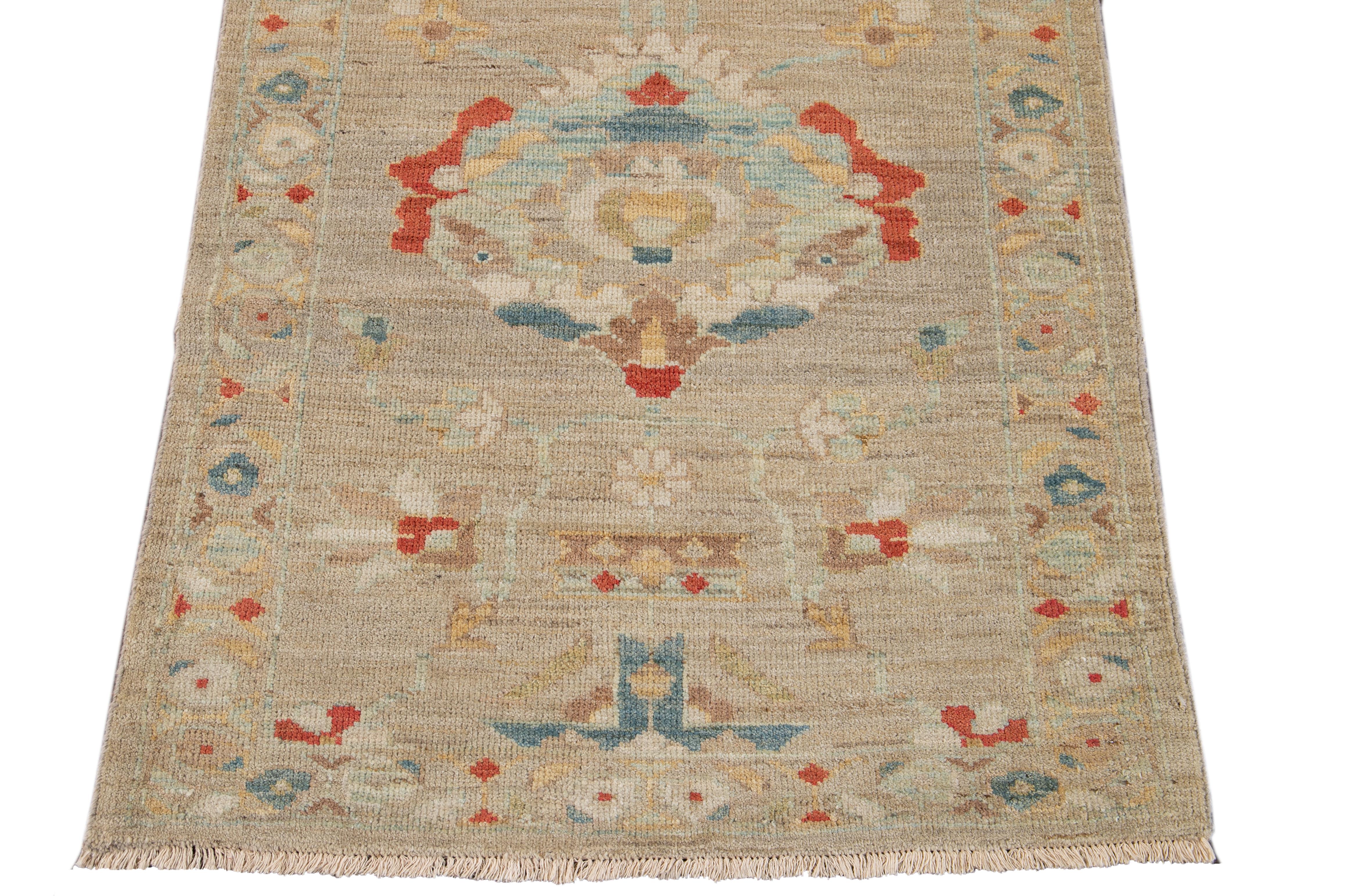 moderner Sultanabad-Teppich des 21. Jahrhunderts (Wolle) im Angebot