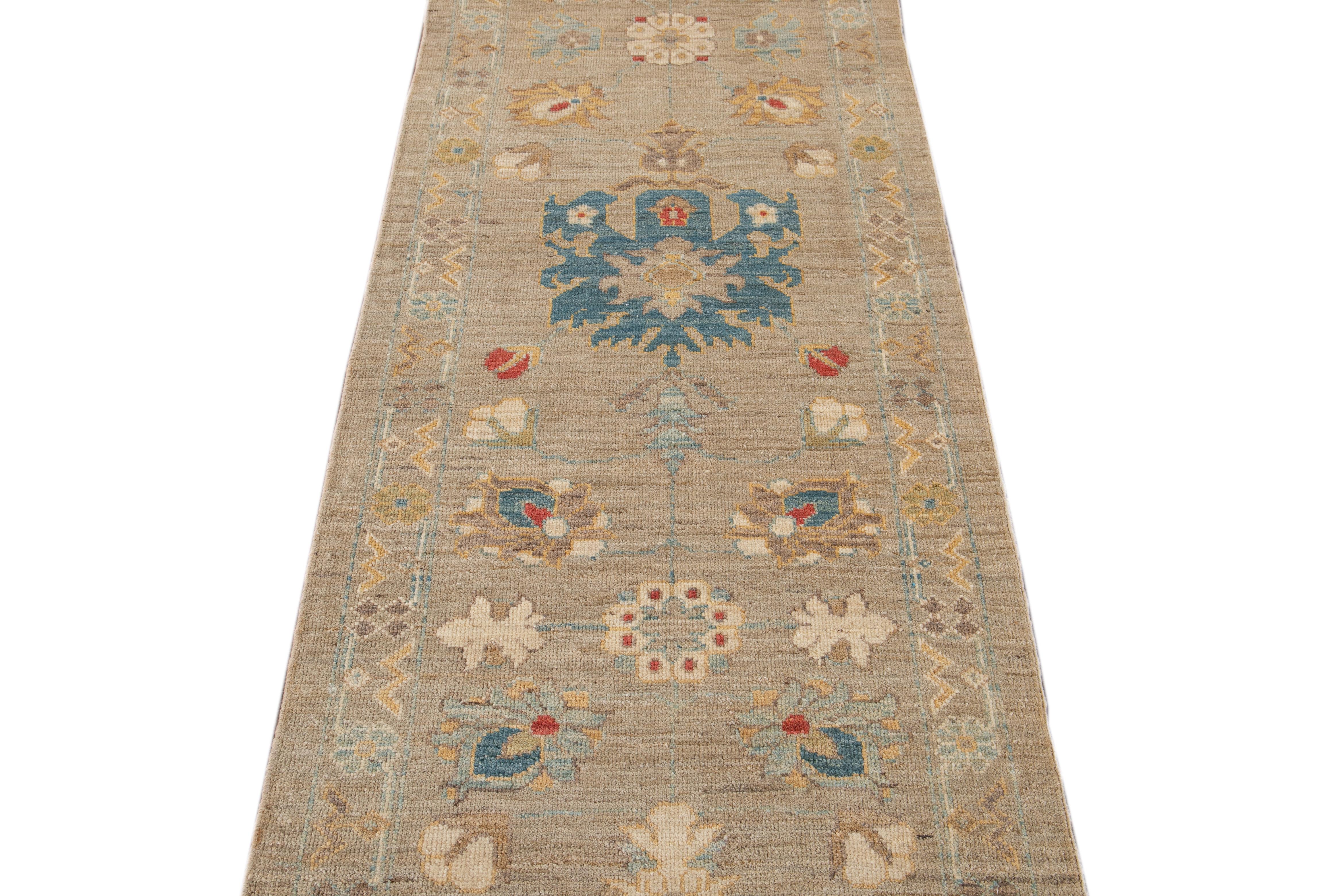 21st Century Modern Sultanabad Runner Rug For Sale 2