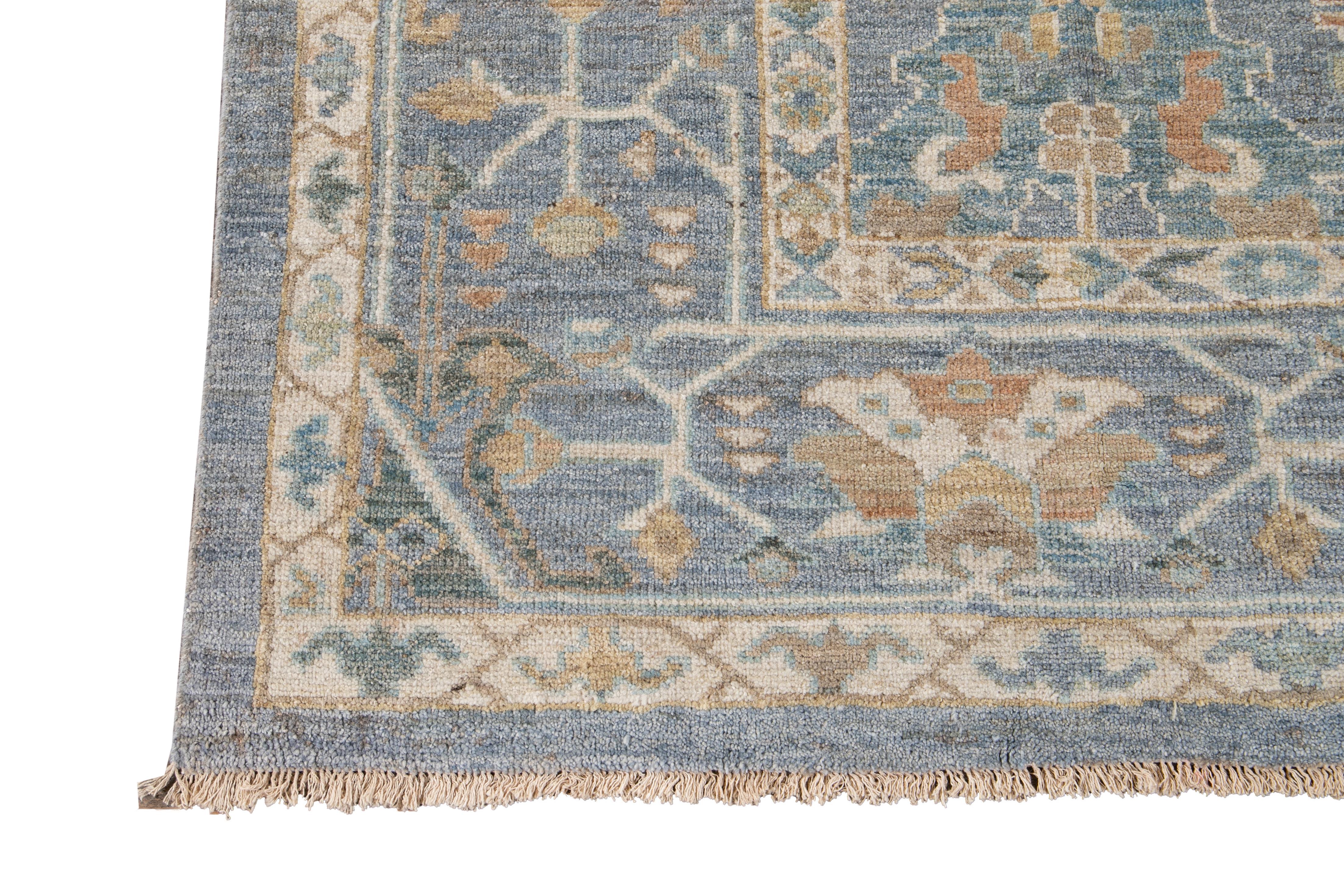 21st Century Modern Sultanabad Wool Rug For Sale 5