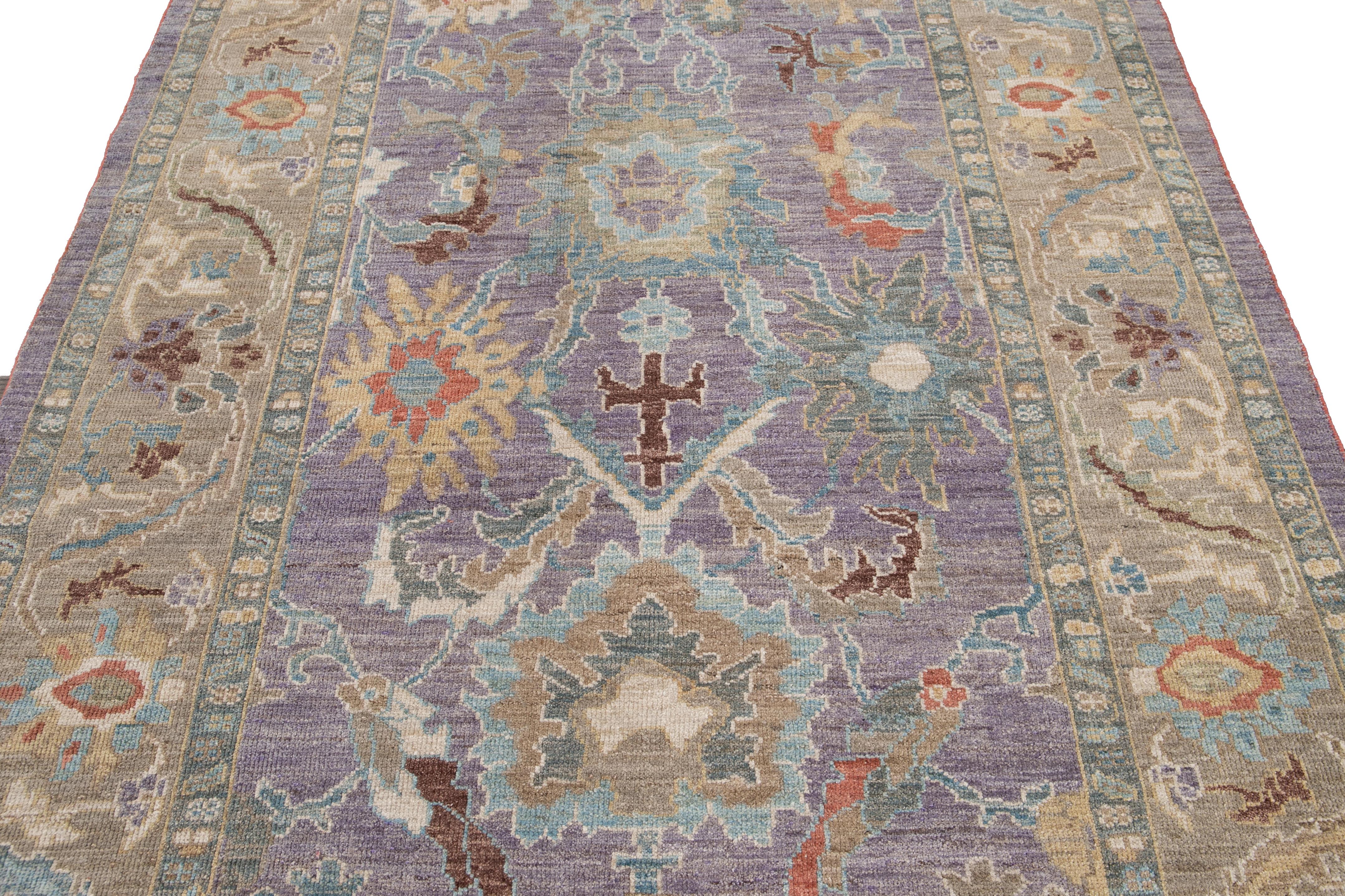 21st Century Modern Sultanabad Wool Rug For Sale 6