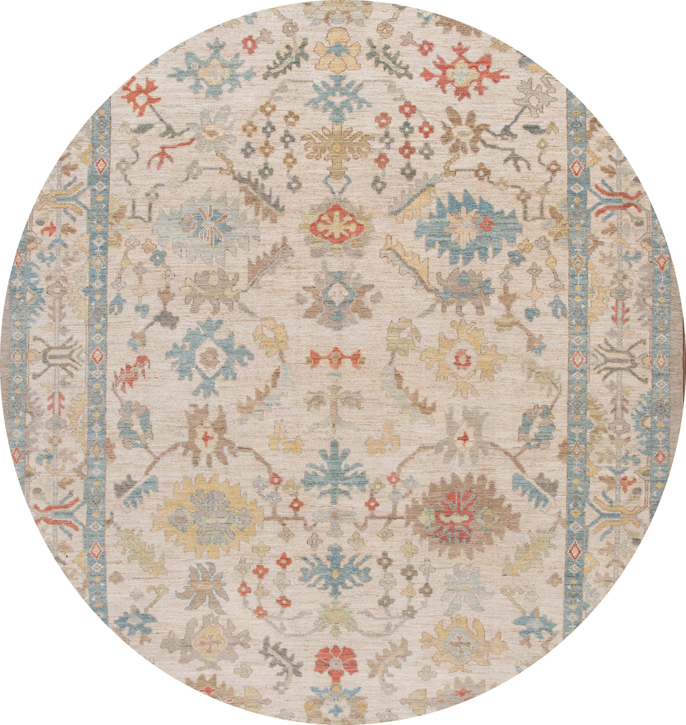 Schöner zeitgenössischer Sultanabad-Teppich aus handgeknüpfter Wolle mit beigem Feld und mehrfarbigen Akzenten im klassischen Blumenmedaillon-Design.

Dieser Teppich misst: 9'7