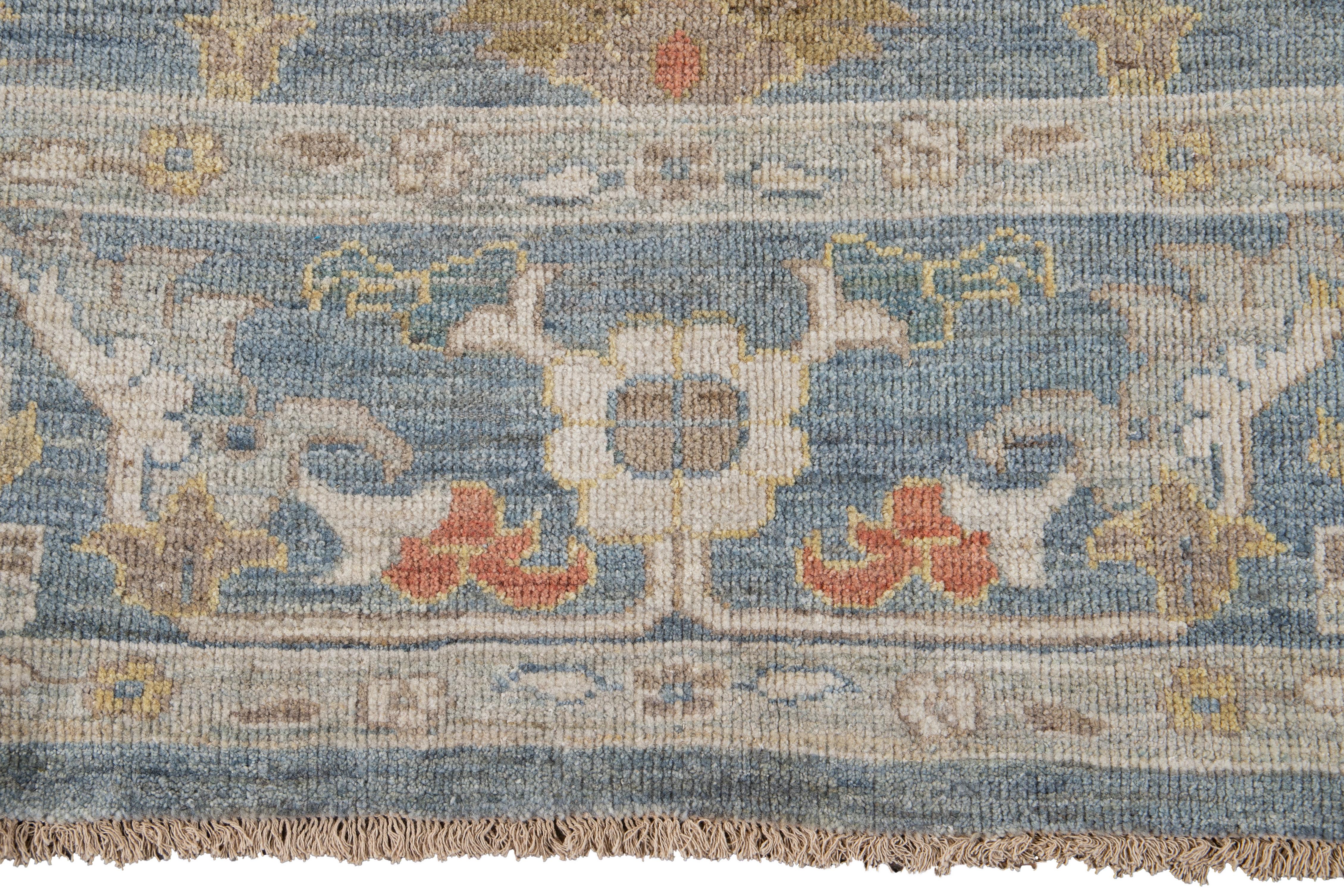 21st Century Modern Sultanabad Wool Rug For Sale 4
