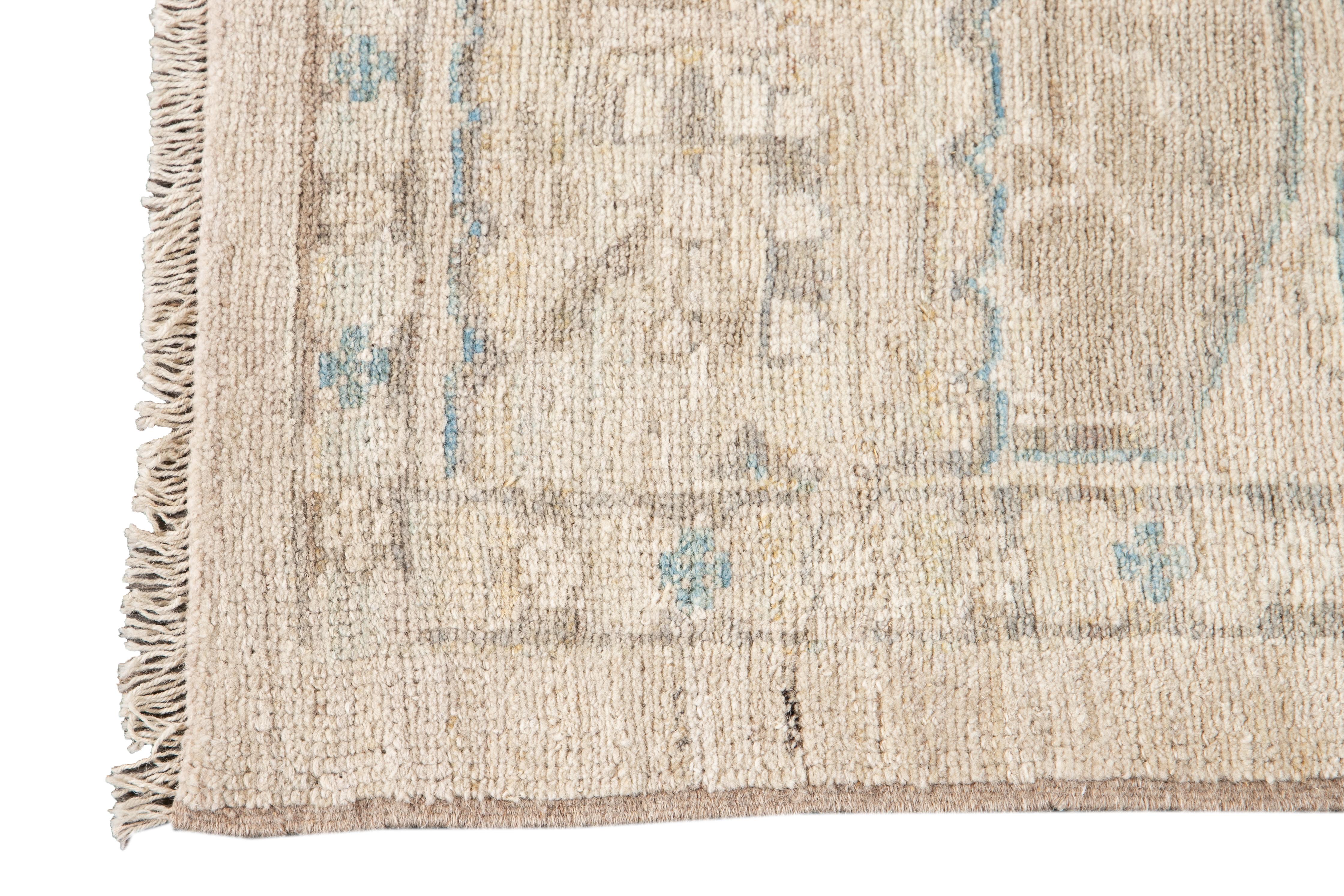 Hand-Knotted Beige Modern Sultanabad Wool Square Rug With Floral Design For Sale