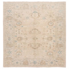 Tapis carré en laine beige moderne Sultanabad à motifs floraux