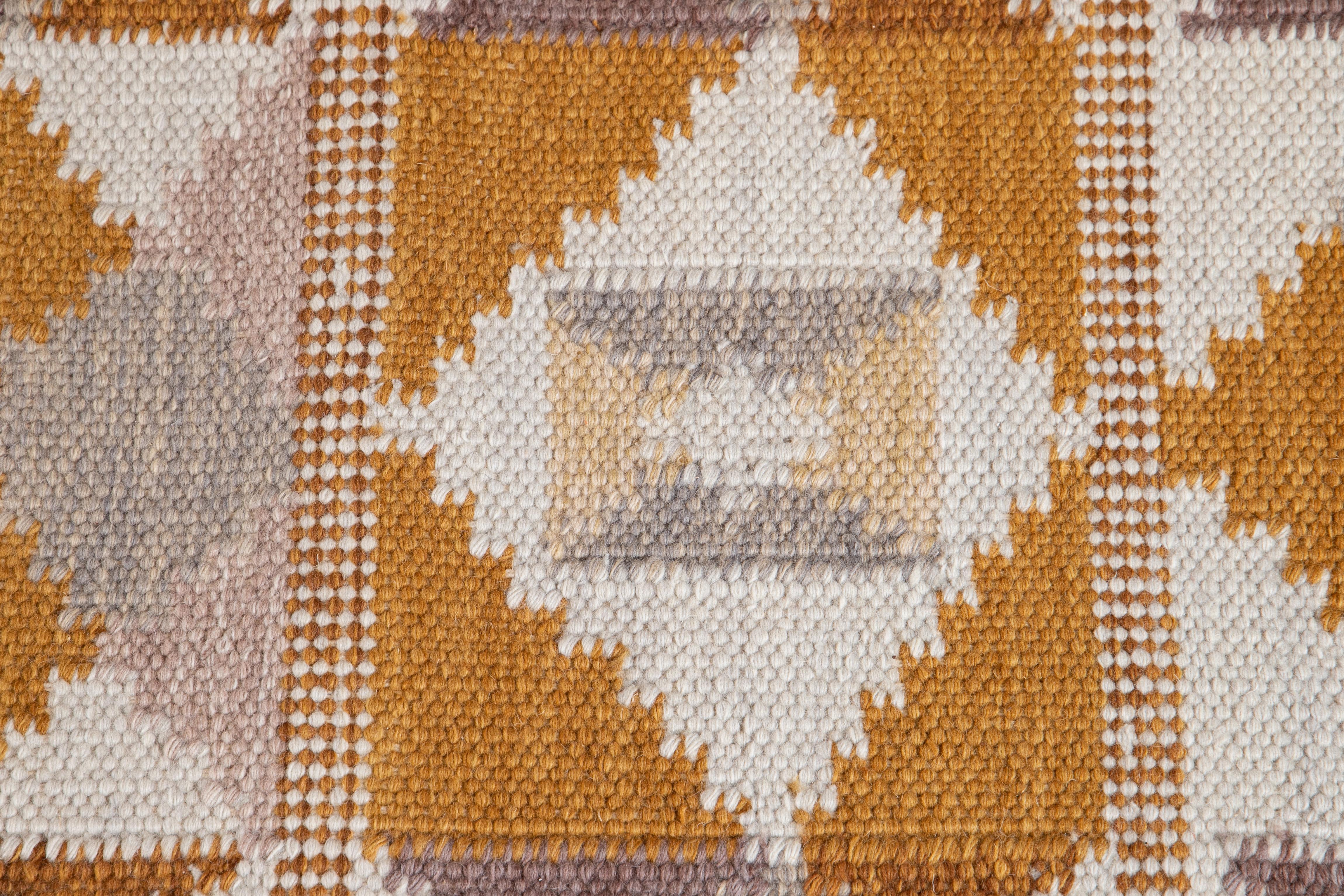 21st Century Modern Swedish Style Wool Runner Rug im Zustand „Neu“ im Angebot in Norwalk, CT