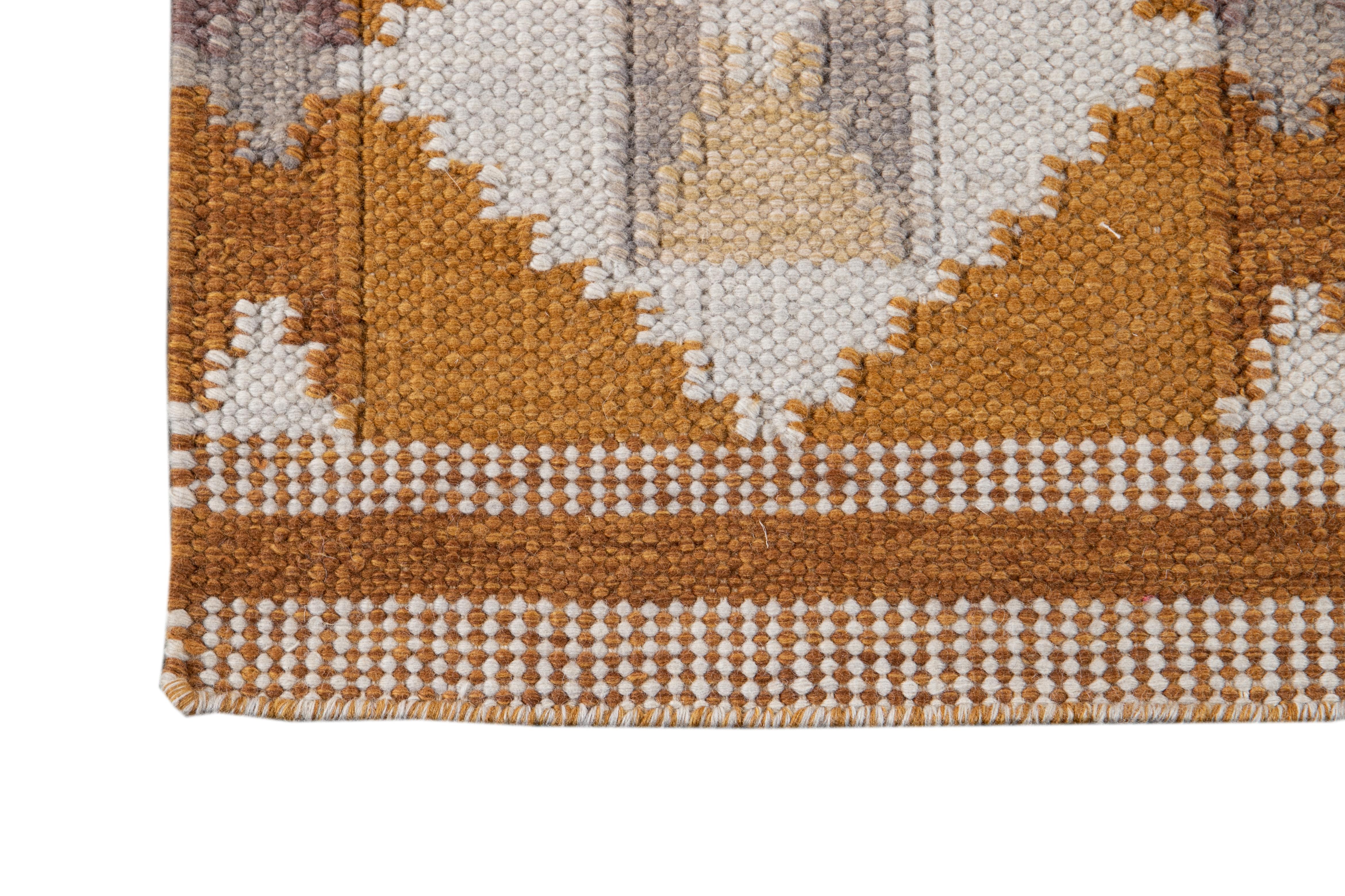 21st Century Modern Swedish Style Wool Runner Rug (Wolle) im Angebot