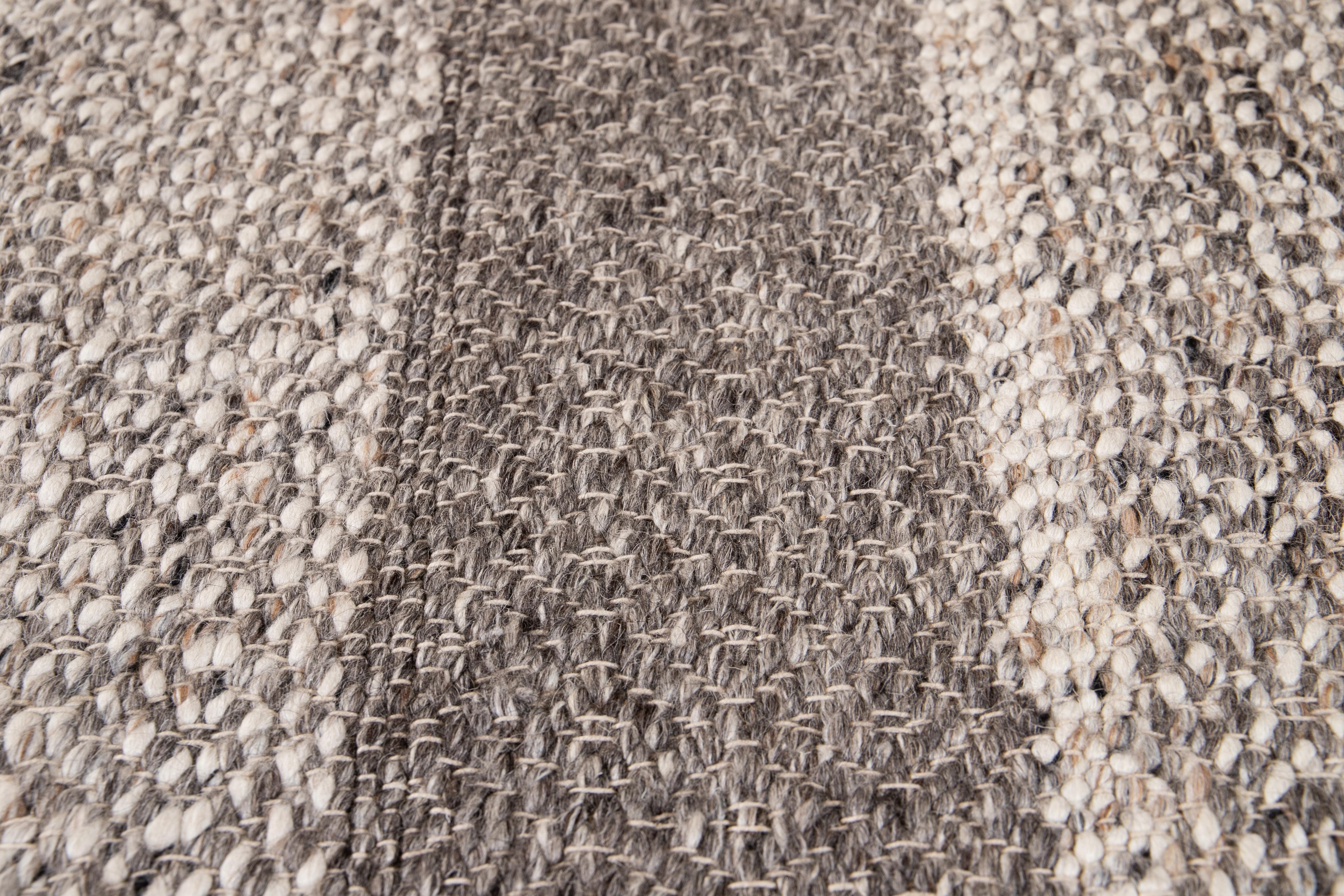 Indian 21st Century Modern Texture Wool Rug Customized For Sale