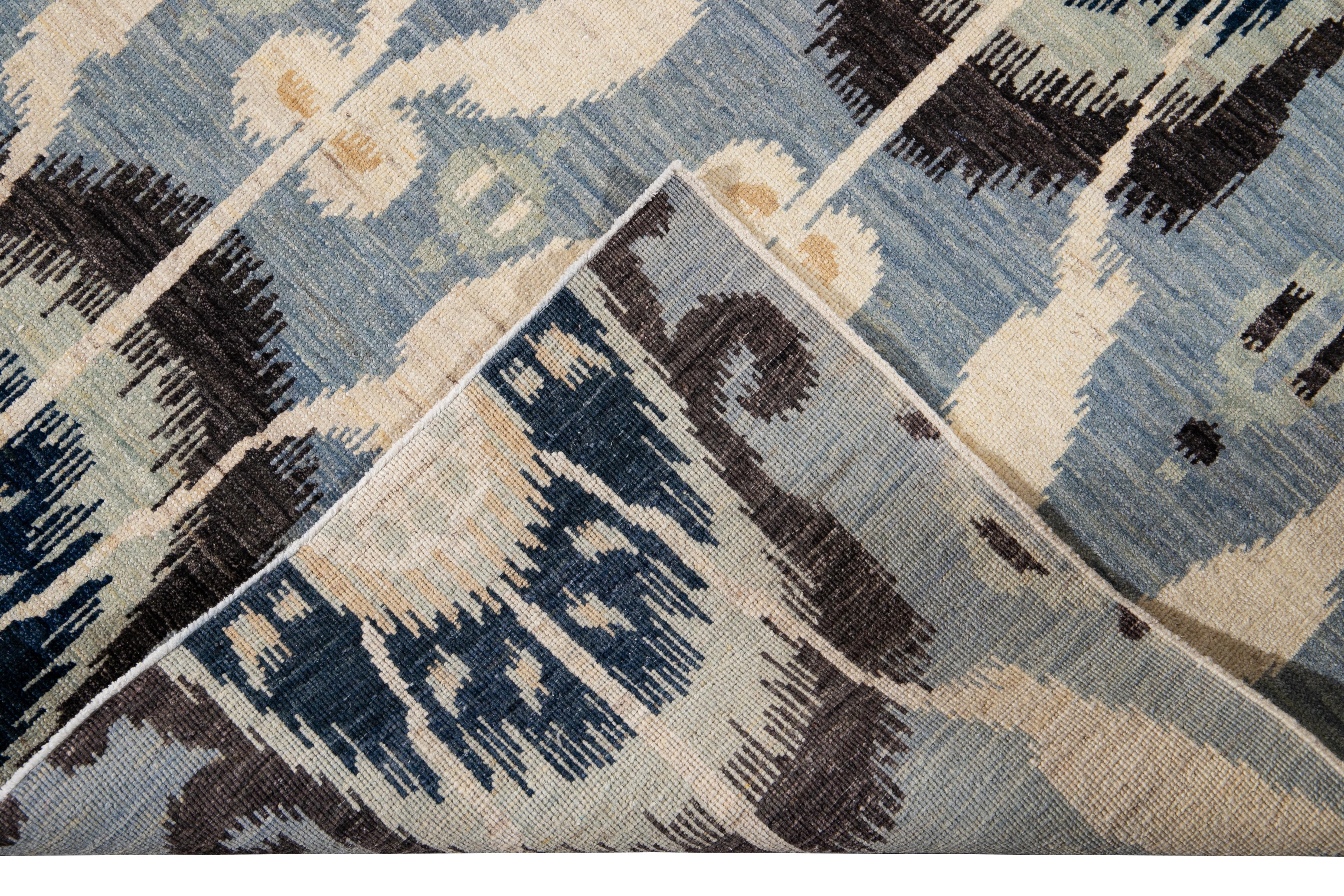21st Century Modern Transitional Wool Afghan Rug In New Condition For Sale In Norwalk, CT