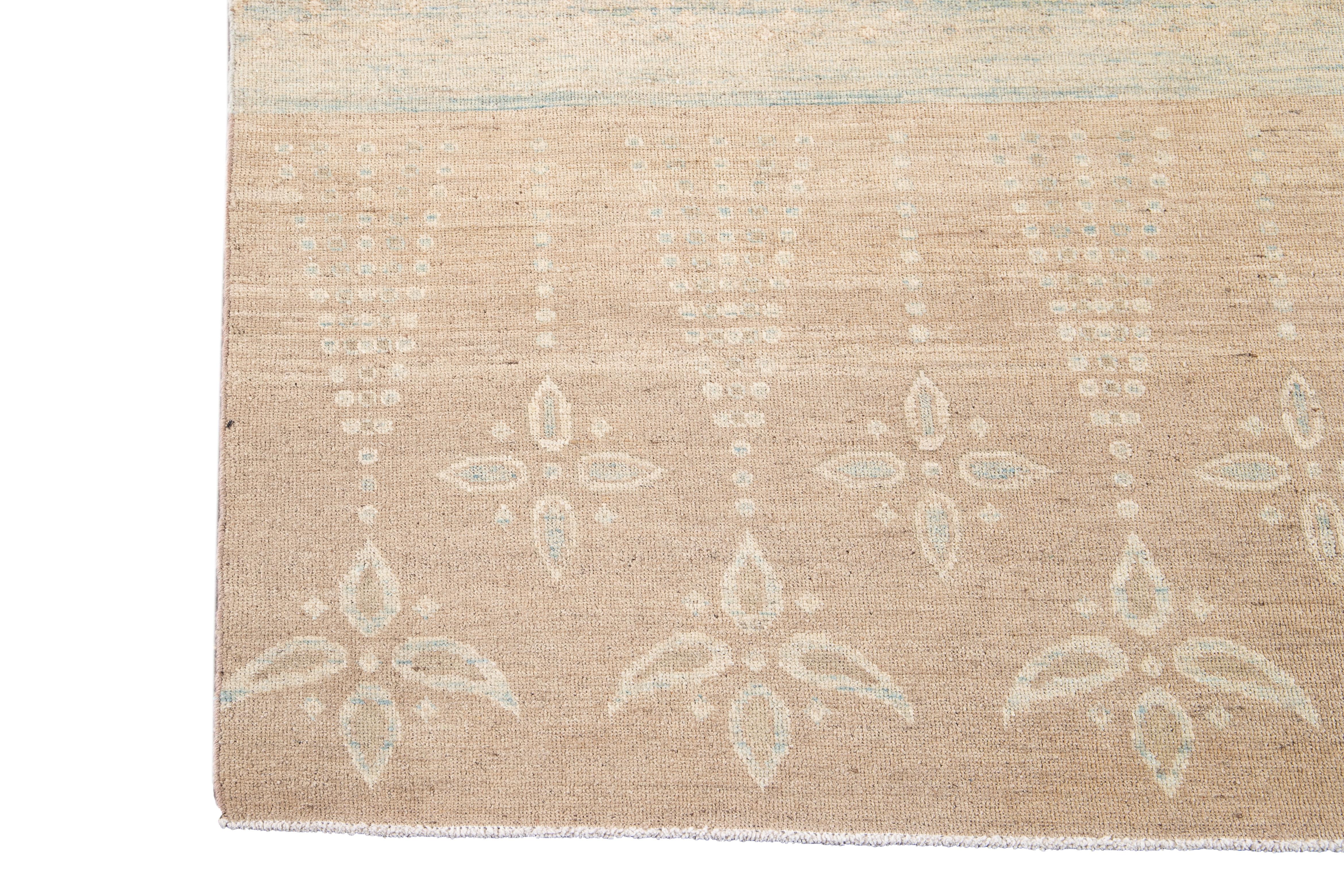 21st Century Modern Transitional Wool Rug For Sale 2