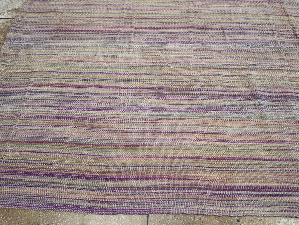 21st Century Modern Turkish Flatweave Kilim Room Size Carpet (Handgewebt) im Angebot