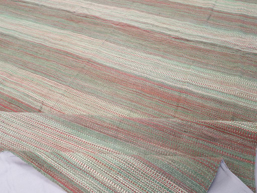 XXIe siècle et contemporain Tapis turc moderne du 21e siècle tissé à plat de grande taille en vente