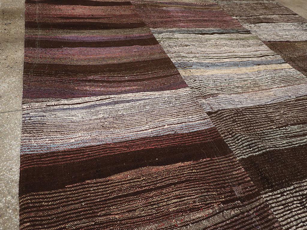 Kilim 21st Century Modern Turkish Flatweave Room Size Carpet in vendita