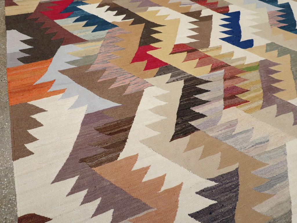 21st Century Modern Turkish Flatweave Room Size Carpet Kilim en venta