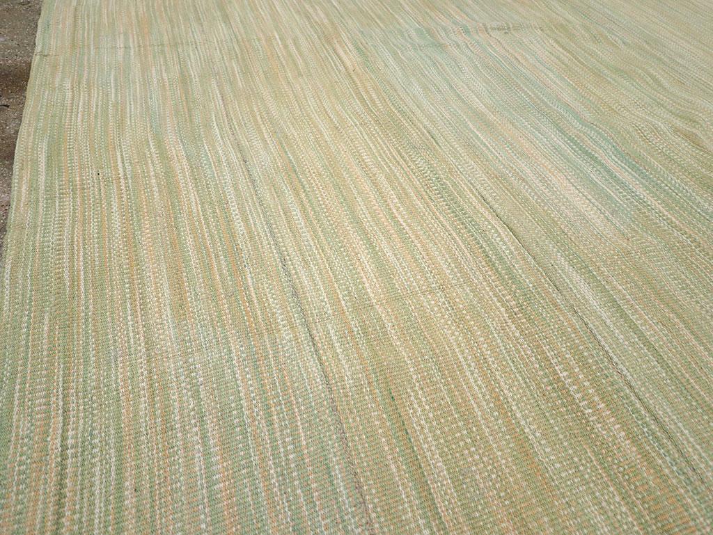 21st Century Modern Turkish Flatweave Room Size Carpet (Kelim) im Angebot
