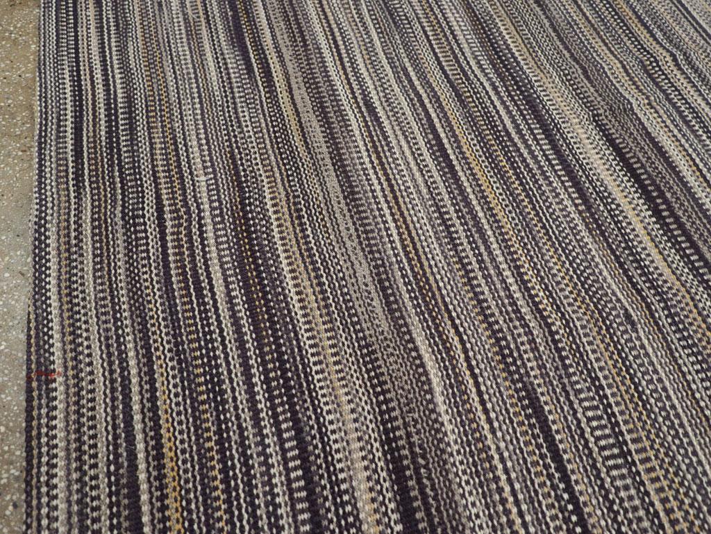 21st Century Modern Turkish Flatweave Room Size Carpet (Kelim) im Angebot
