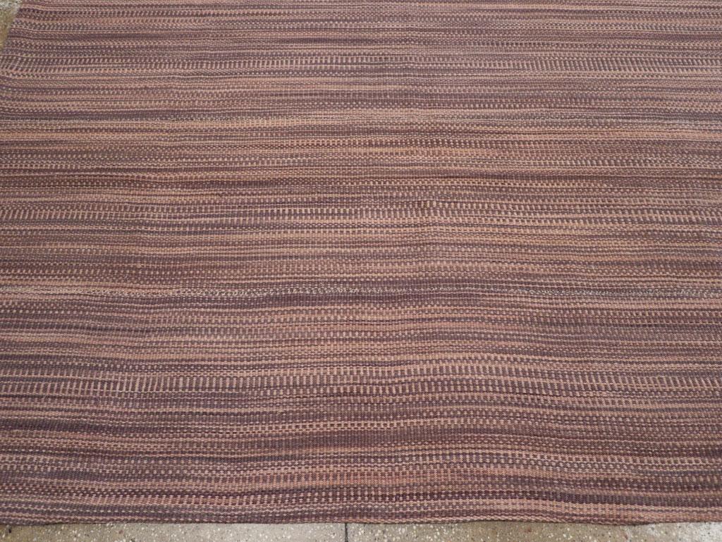 21st Century Modern Turkish Flatweave Room Size Carpet (Handgewebt) im Angebot