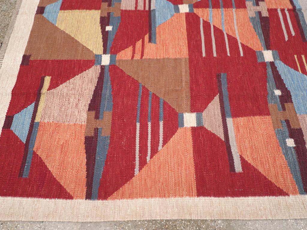 Tessuto a mano 21st Century Modern Turkish Flatweave Room Size Carpet in vendita