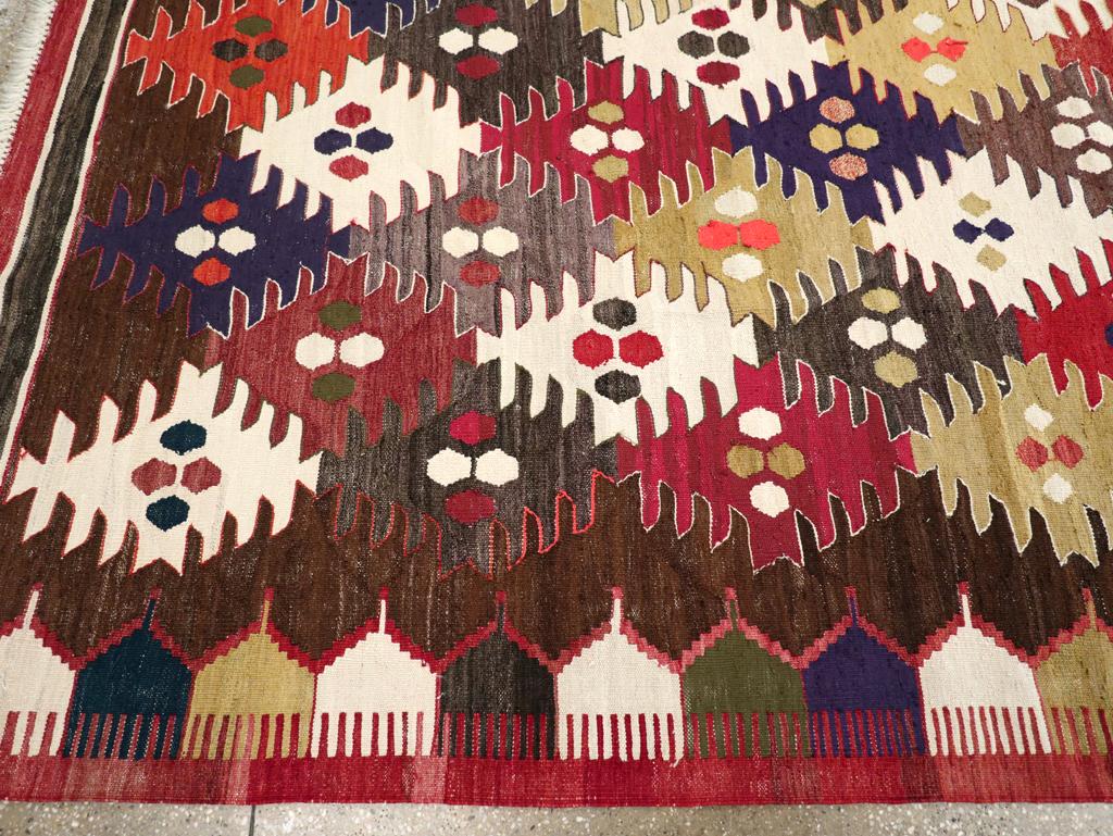 21st Century Modern Turkish Flatweave Room Size Carpet Tejido a mano en venta