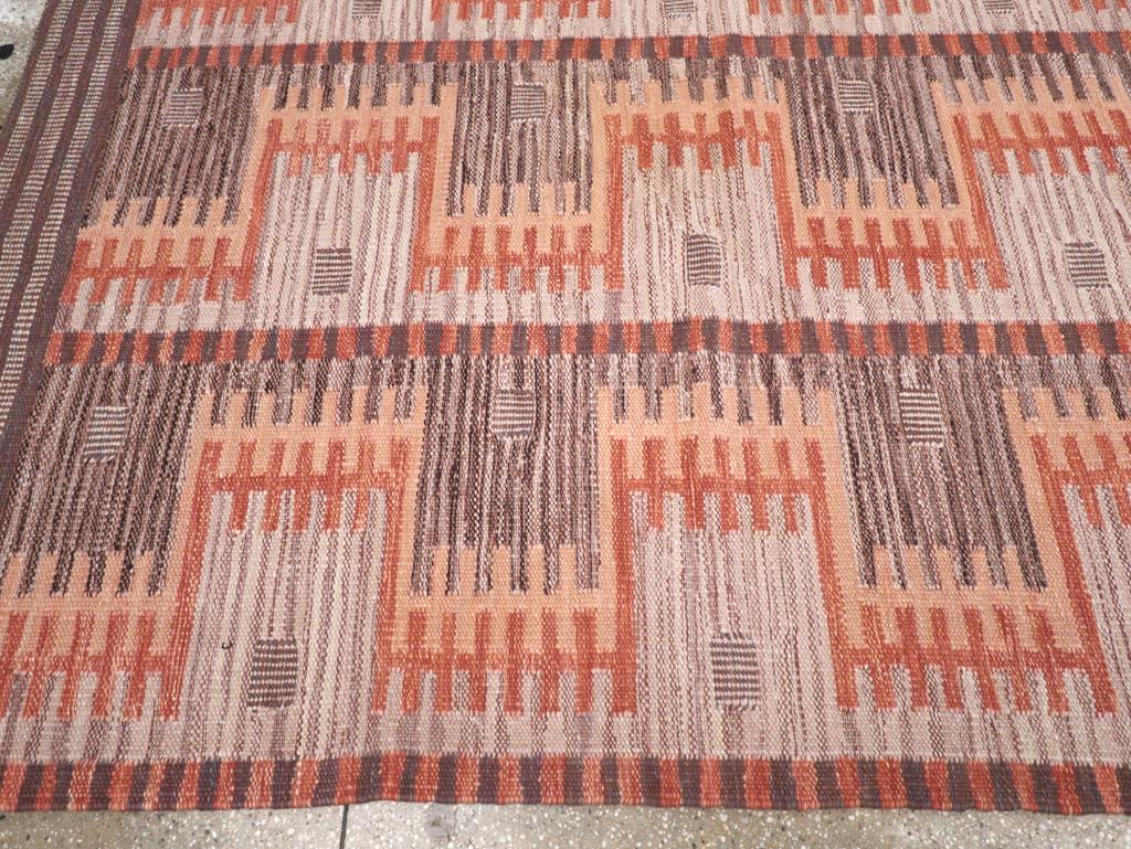 21st Century Modern Turkish Flatweave Room Size Carpet (Handgewebt) im Angebot