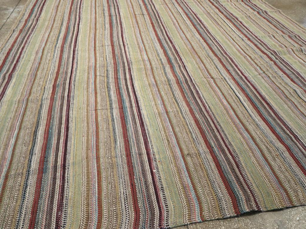 21st Century Modern Turkish Flatweave Room Size Carpet im Zustand „Neu“ im Angebot in New York, NY
