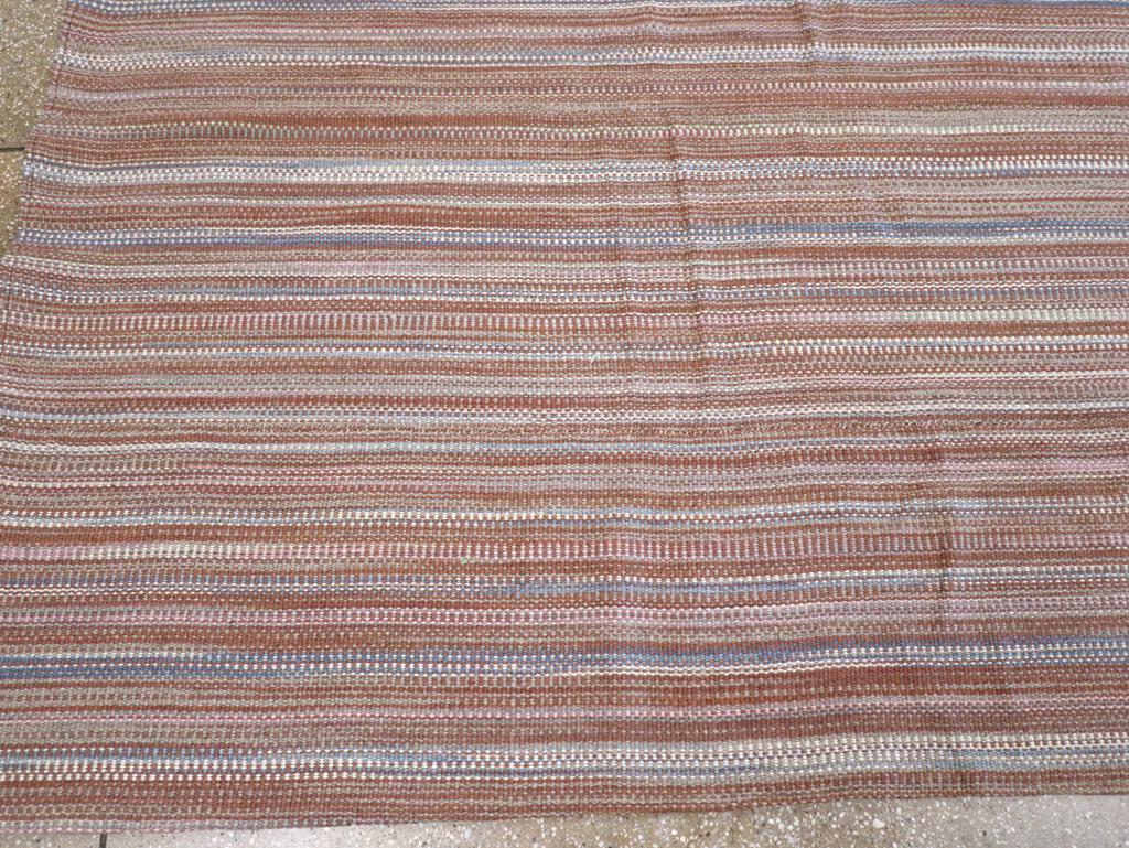 21st Century Modern Turkish Flatweave Room Size Carpet im Zustand „Neu“ im Angebot in New York, NY