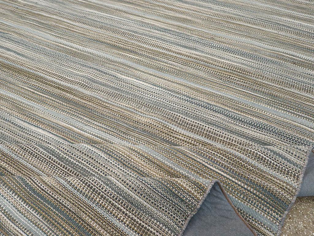 21st Century Modern Turkish Flatweave Room Size Carpet (21. Jahrhundert und zeitgenössisch) im Angebot