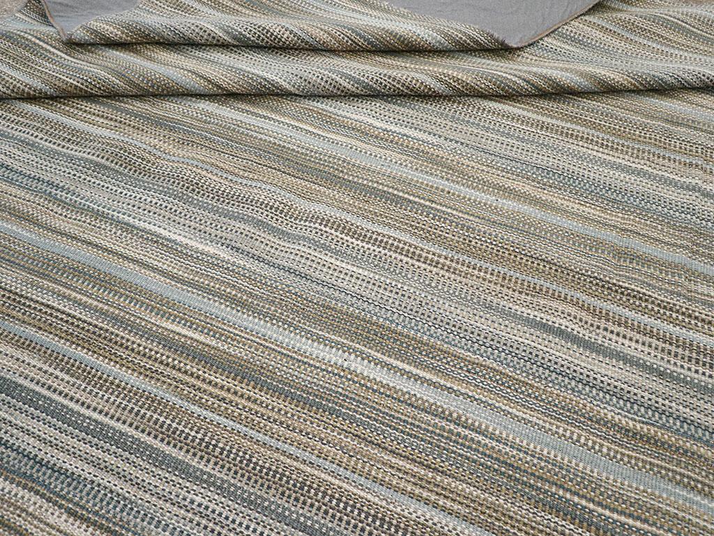 21st Century Modern Turkish Flatweave Room Size Carpet (Wolle) im Angebot