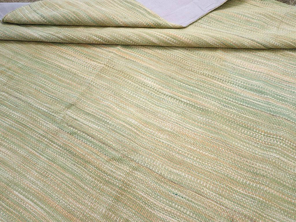 21st Century Modern Turkish Flatweave Room Size Carpet (Wolle) im Angebot